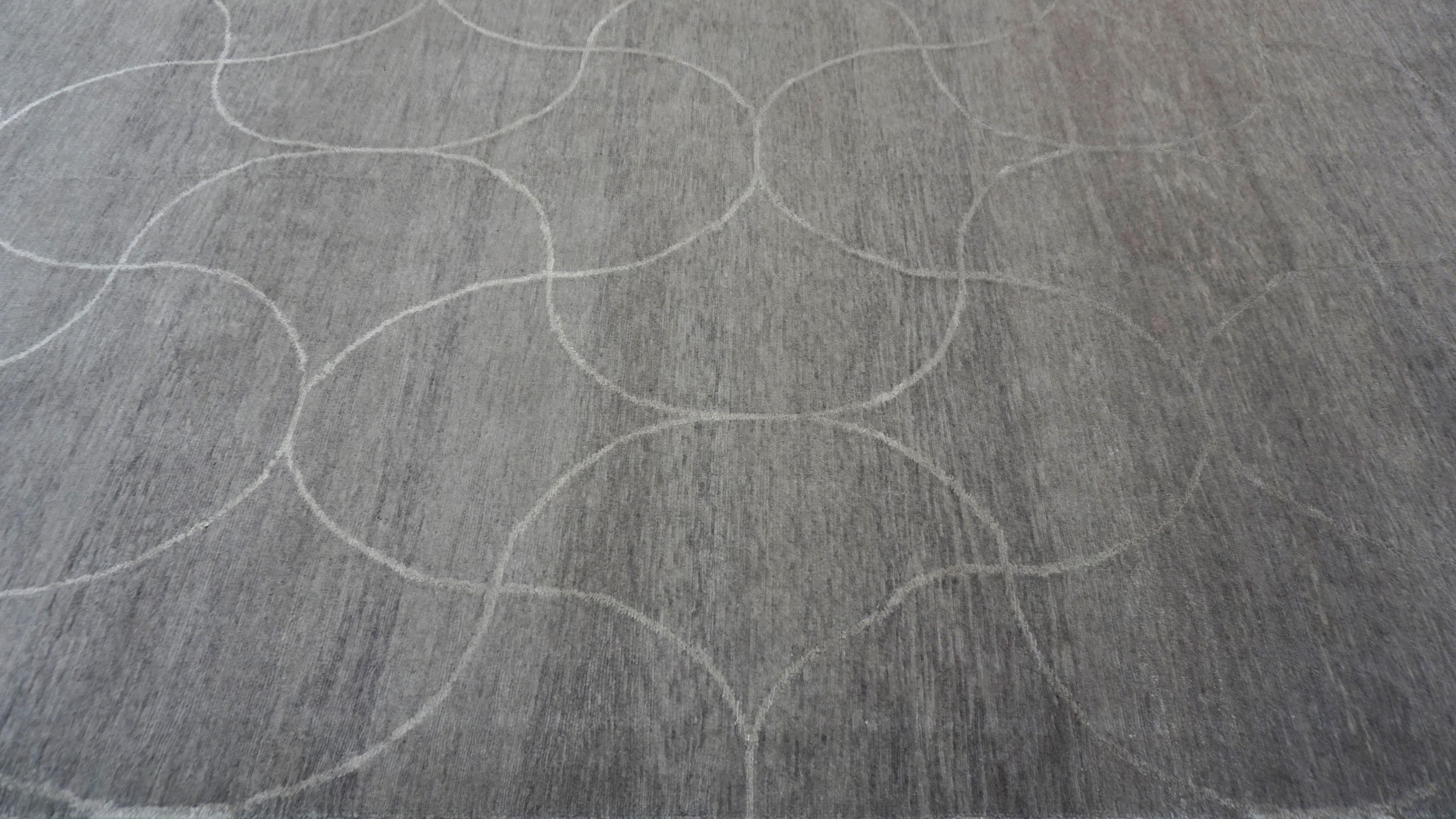 Hand-Knotted Modern Taupe Overlapping Circle Patterned Wool and Silk Rug 9'1''x11'5'' For Sale