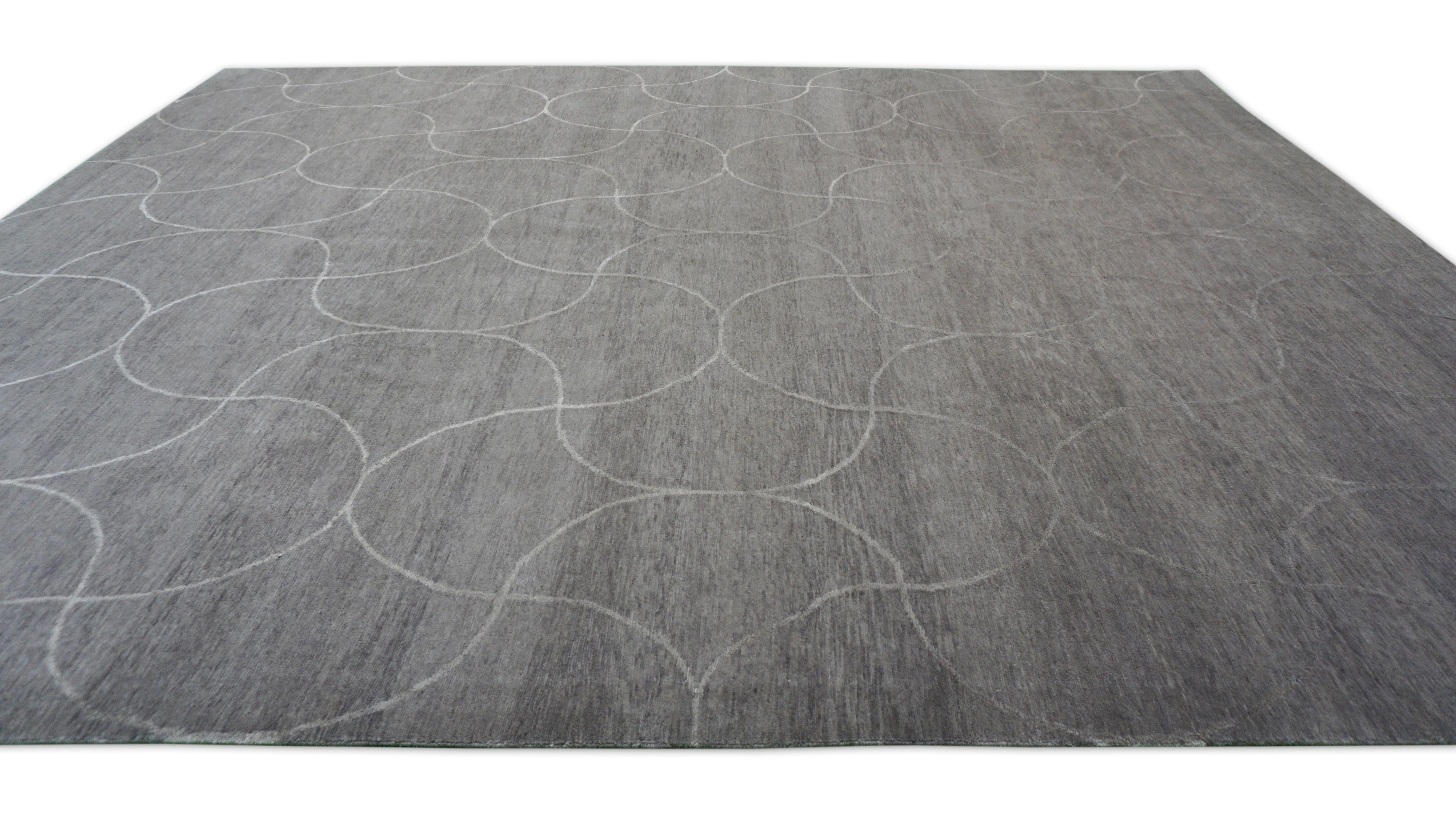 Modern Taupe Overlapping Circle Patterned Wool and Silk Rug 9'1''x11'5'' In New Condition For Sale In Torrance, CA
