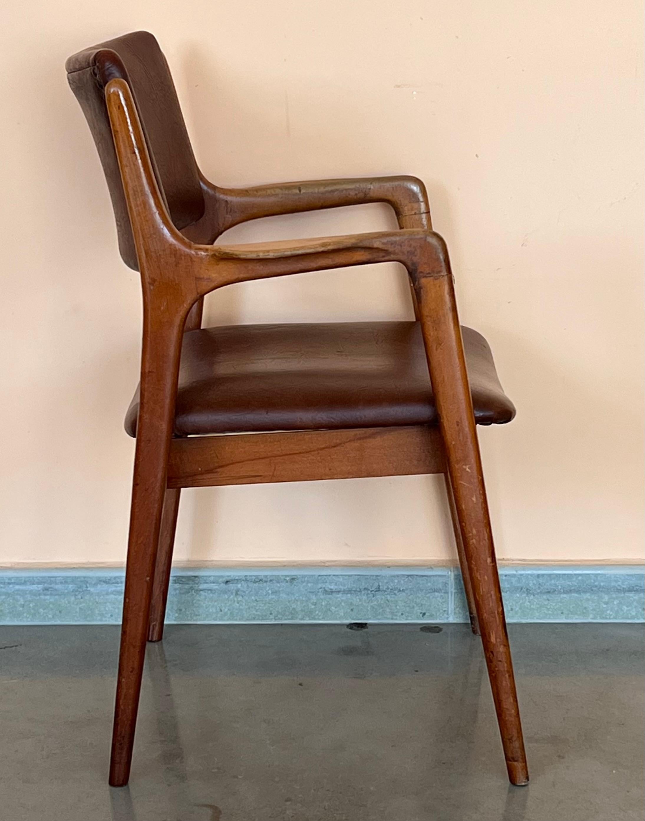 Leather Modern Teak and Brown leather armchairs in Erik Buch Style For Sale