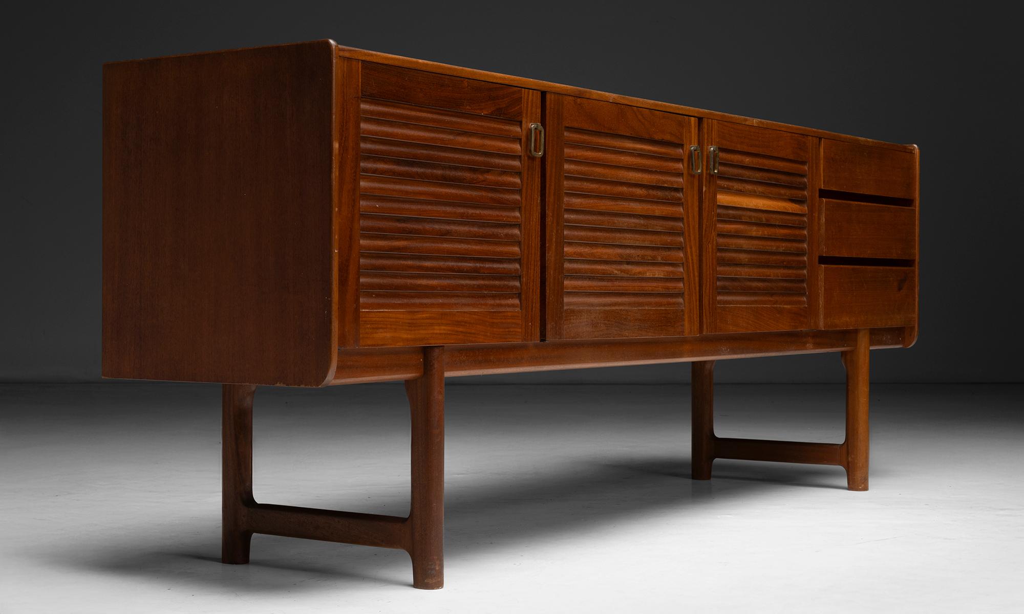 Credenza moderna de teca, Inglaterra circa 1950 en venta 1
