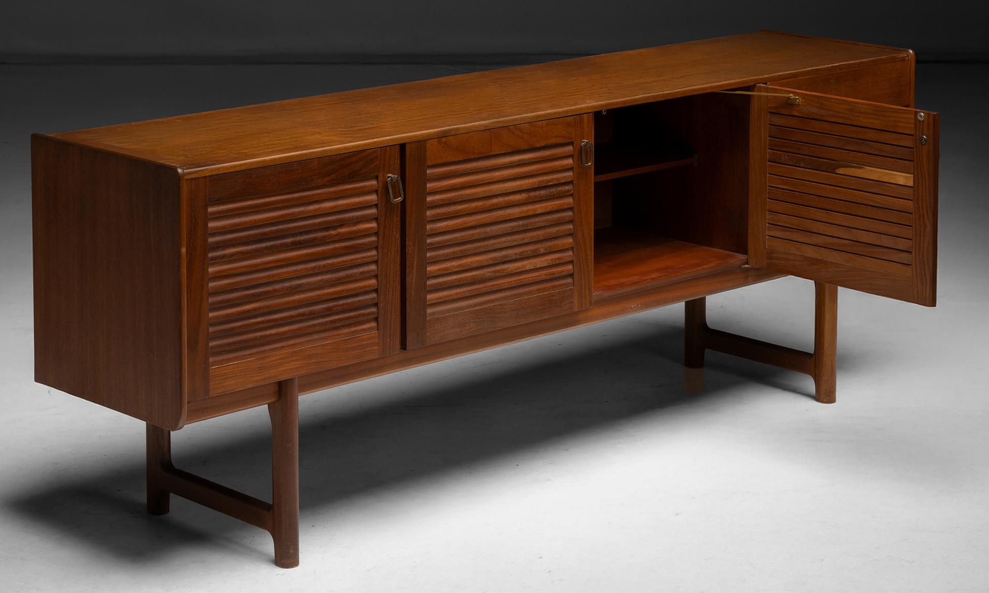 Credenza moderna de teca, Inglaterra circa 1950 en venta 3