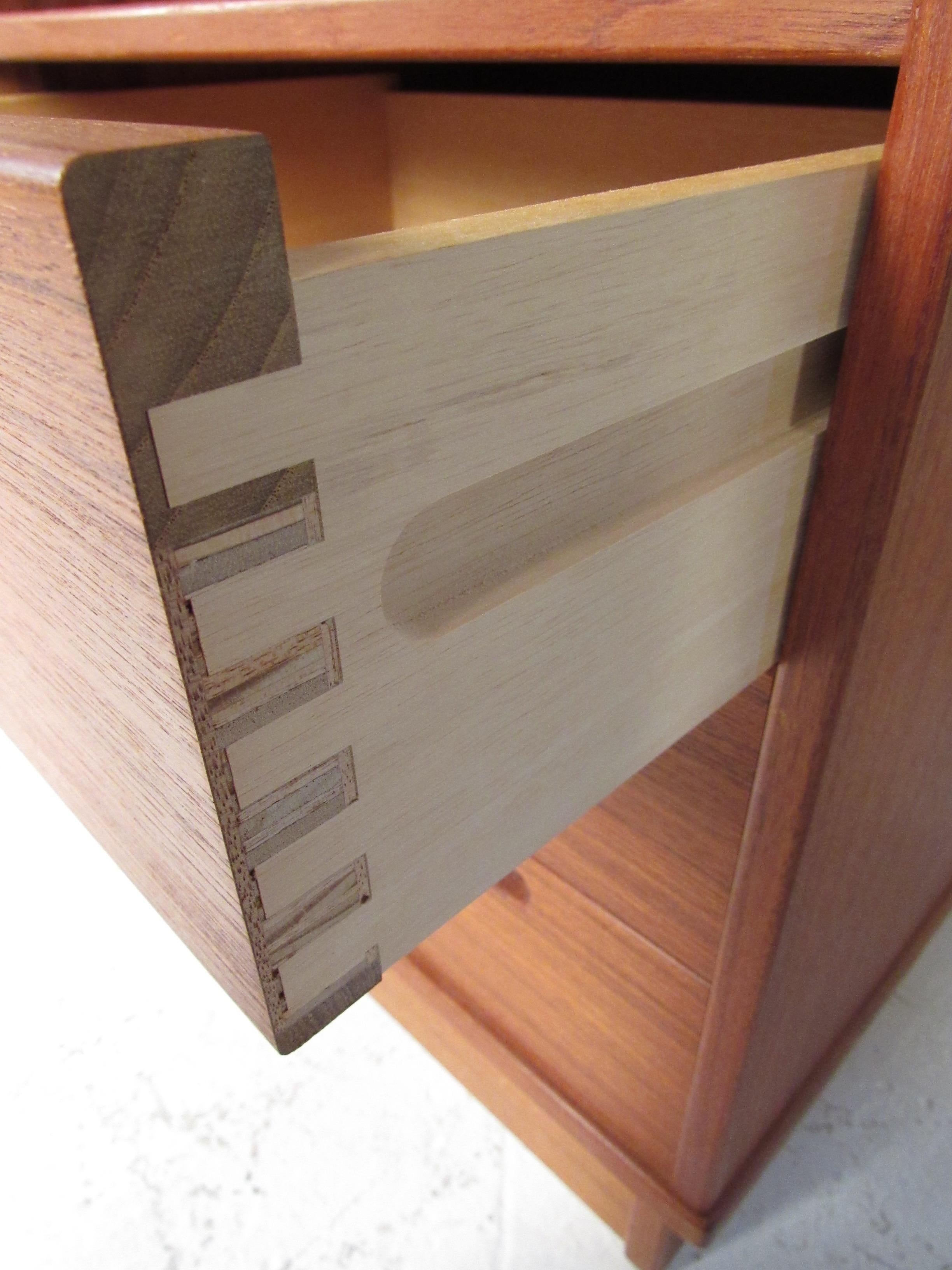 Modern Teak Queen Size Headboard with Nightstands 9