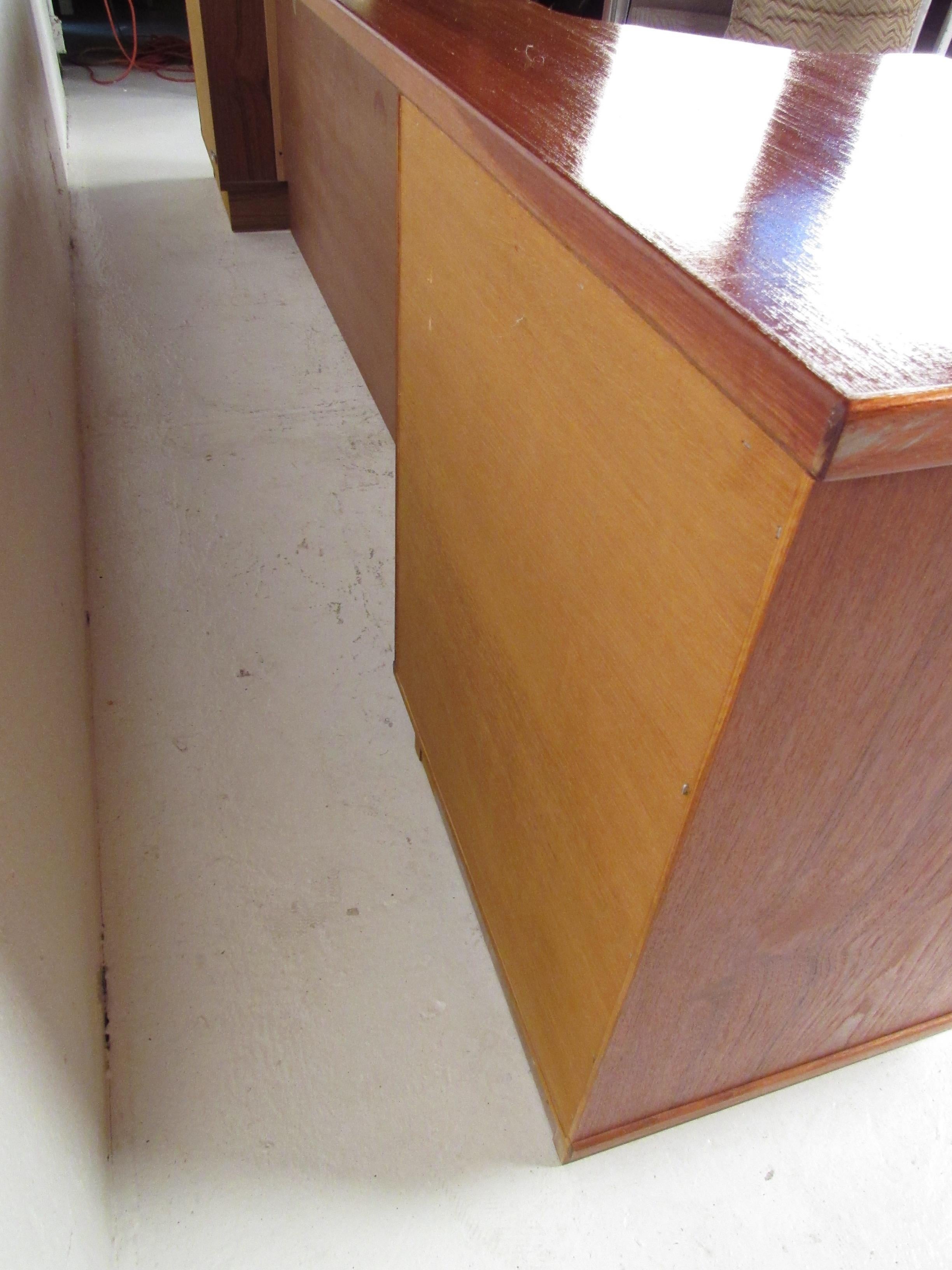 Modern Teak Queen Size Headboard with Nightstands 11