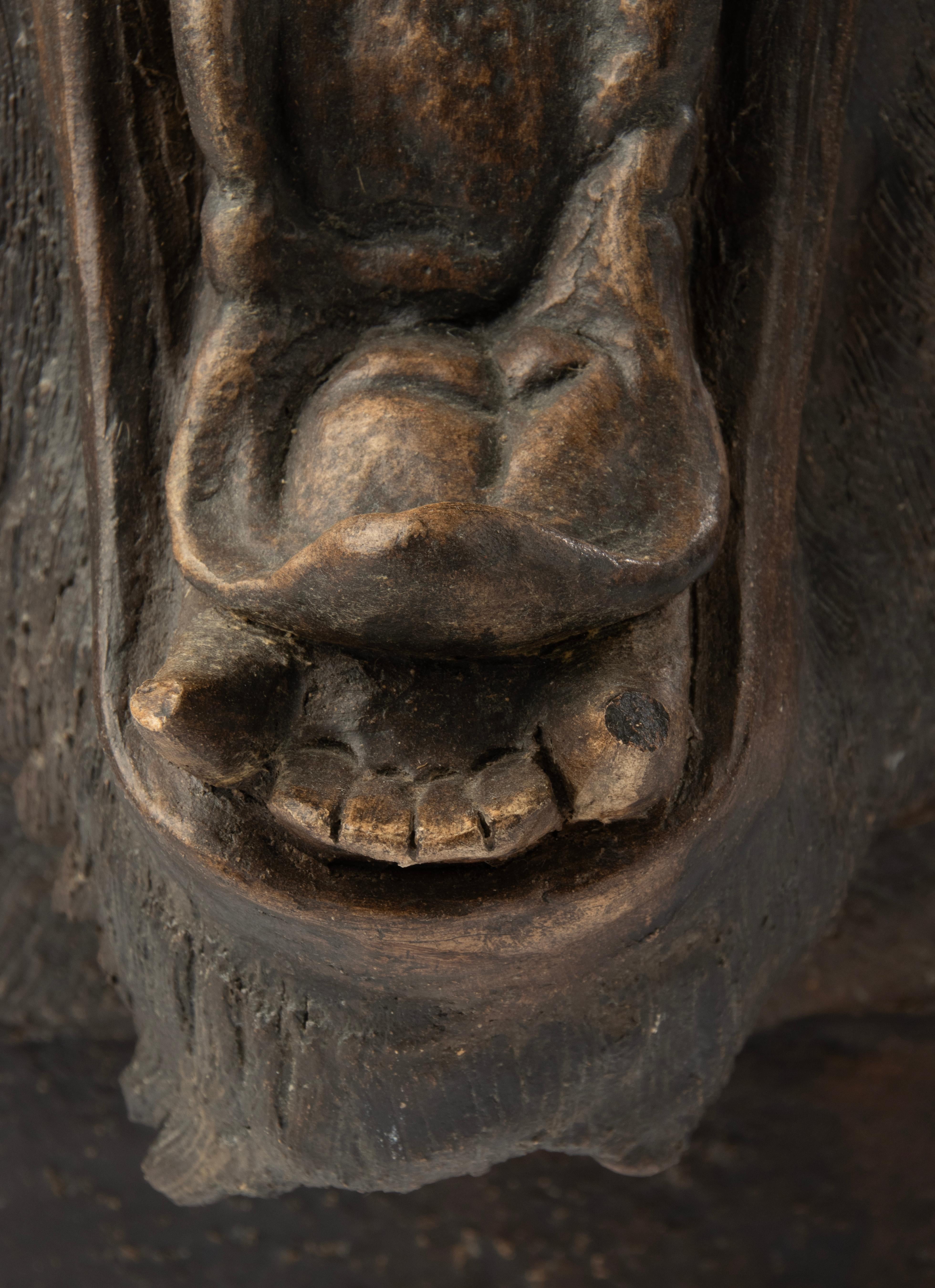 Modern Terracotta Sculpture of a Roaring Baboon – Chen M. For Sale 7