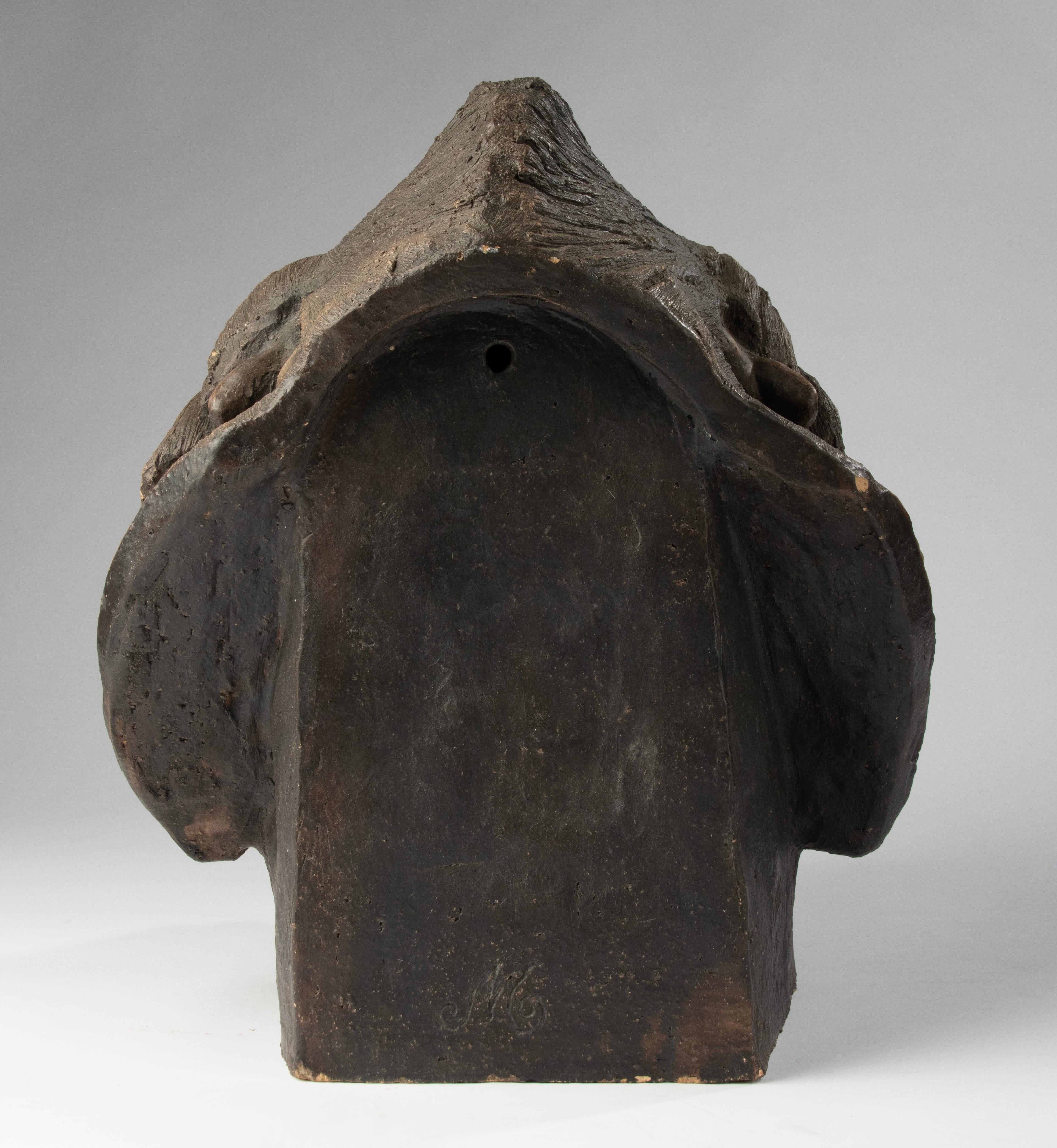 Modern Terracotta Sculpture of a Roaring Baboon – Chen M. For Sale 8