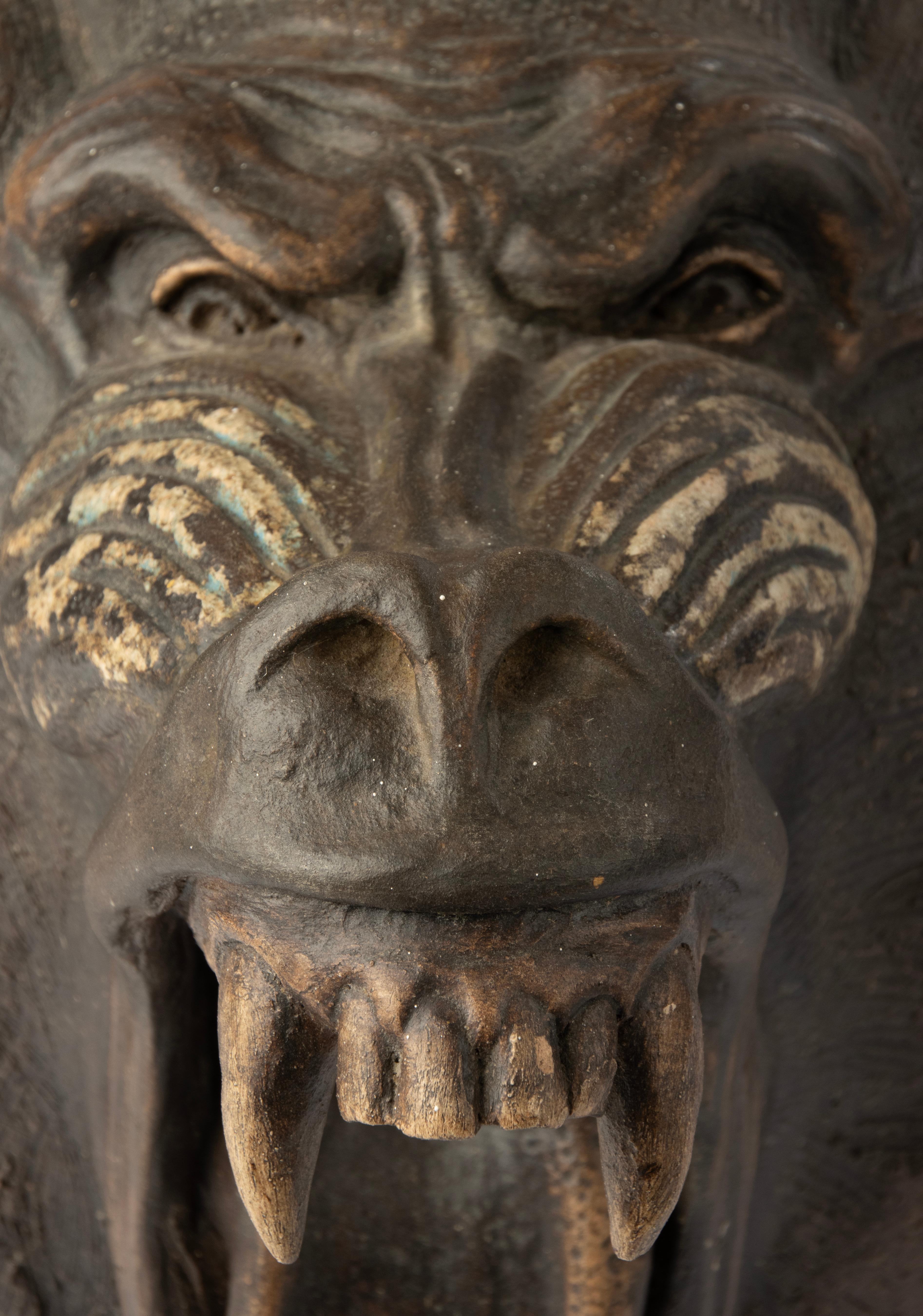 Modern Terracotta Sculpture of a Roaring Baboon – Chen M. For Sale 3