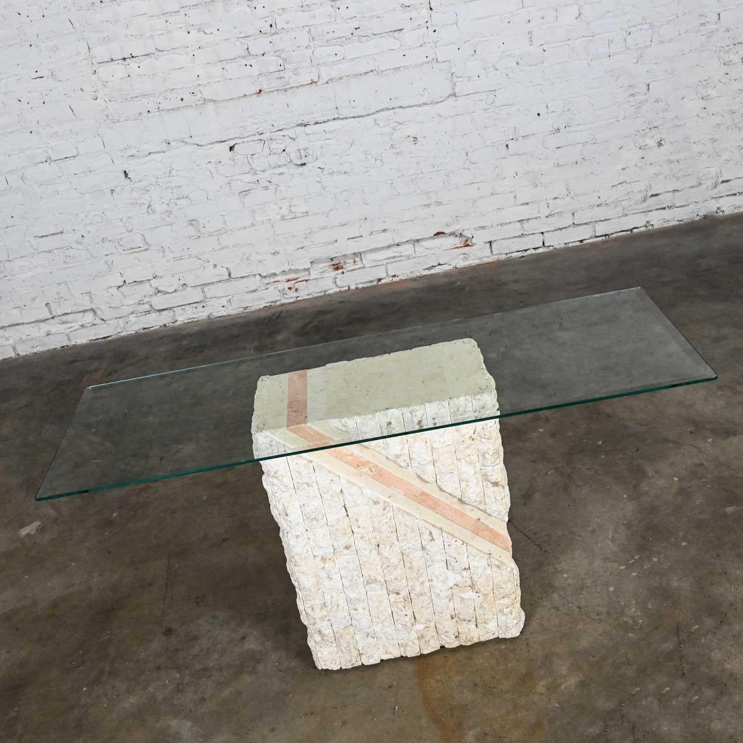 Table de canapé moderne en pierre de Mactan tessellée à rayures pêches style Maitland Smith en vente 7