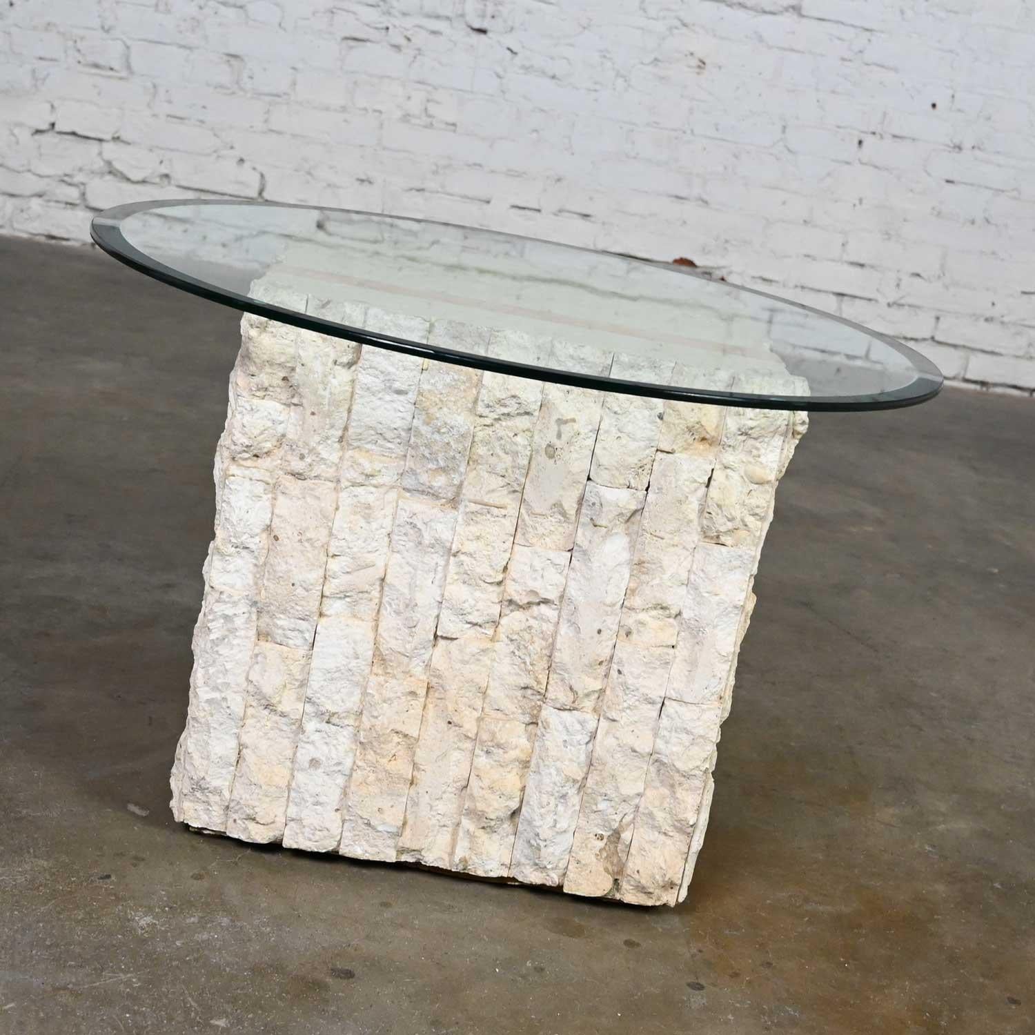 Modern Tessellated Mactan Stone Sqr End Table Peach Stripe Style Maitland Smith In Good Condition For Sale In Topeka, KS