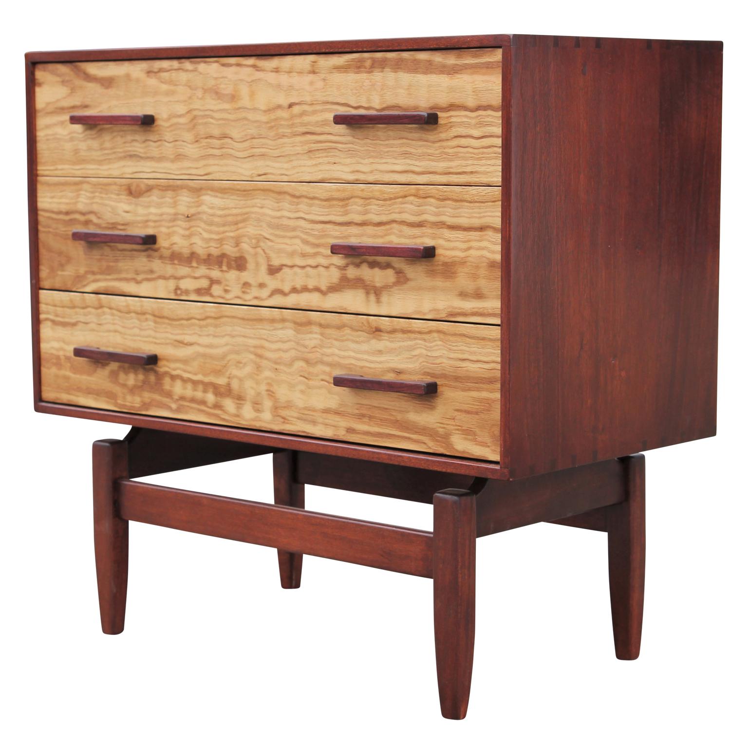 floating chest of drawers