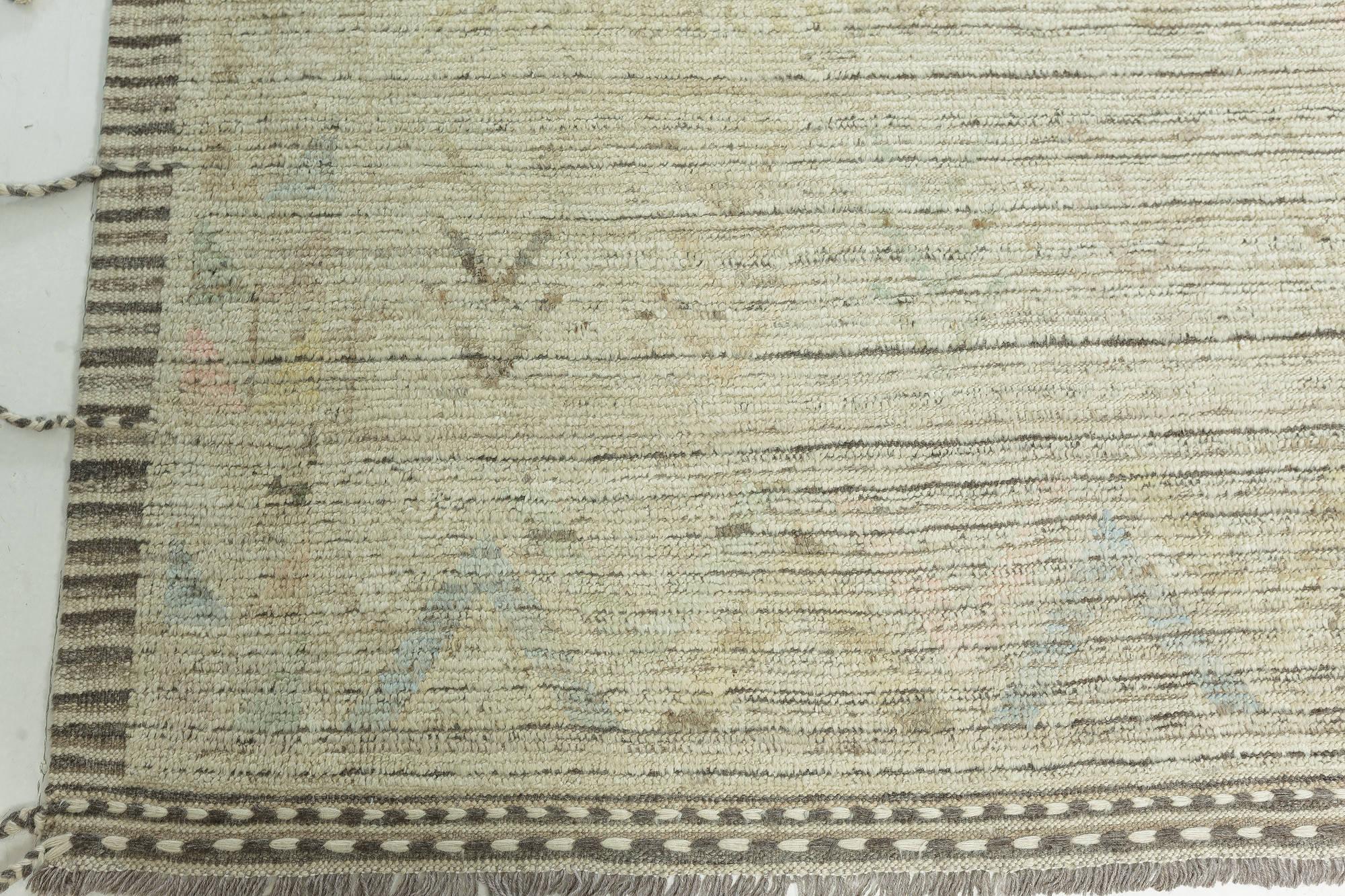 Moderner strukturierter Stammeskunst-Teppich in gedämpften Farben von Doris Leslie Blau (Wolle) im Angebot