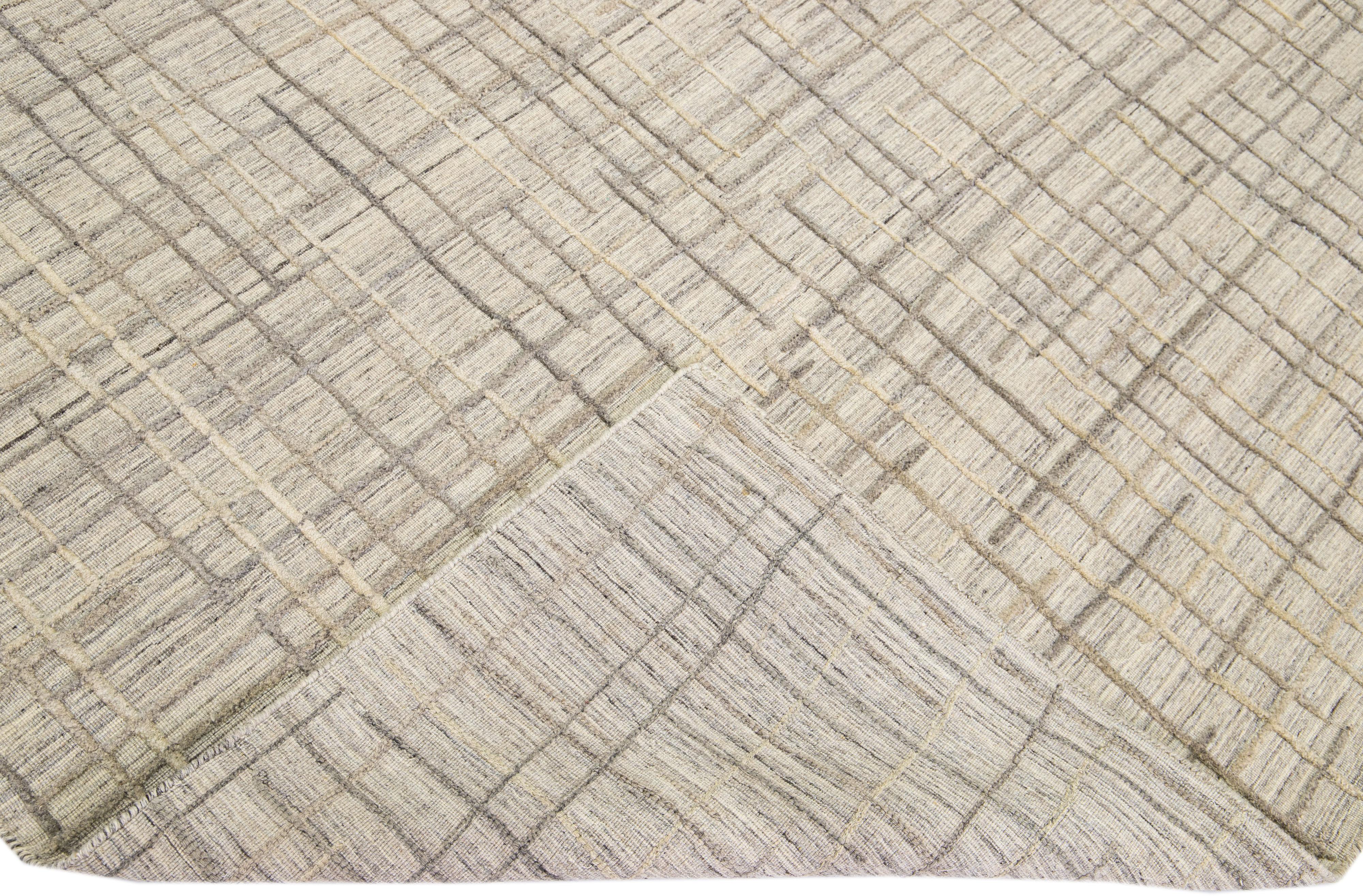 Contemporary Modern Texture Handmade Abstract Beige & Gray Wool Rug For Sale
