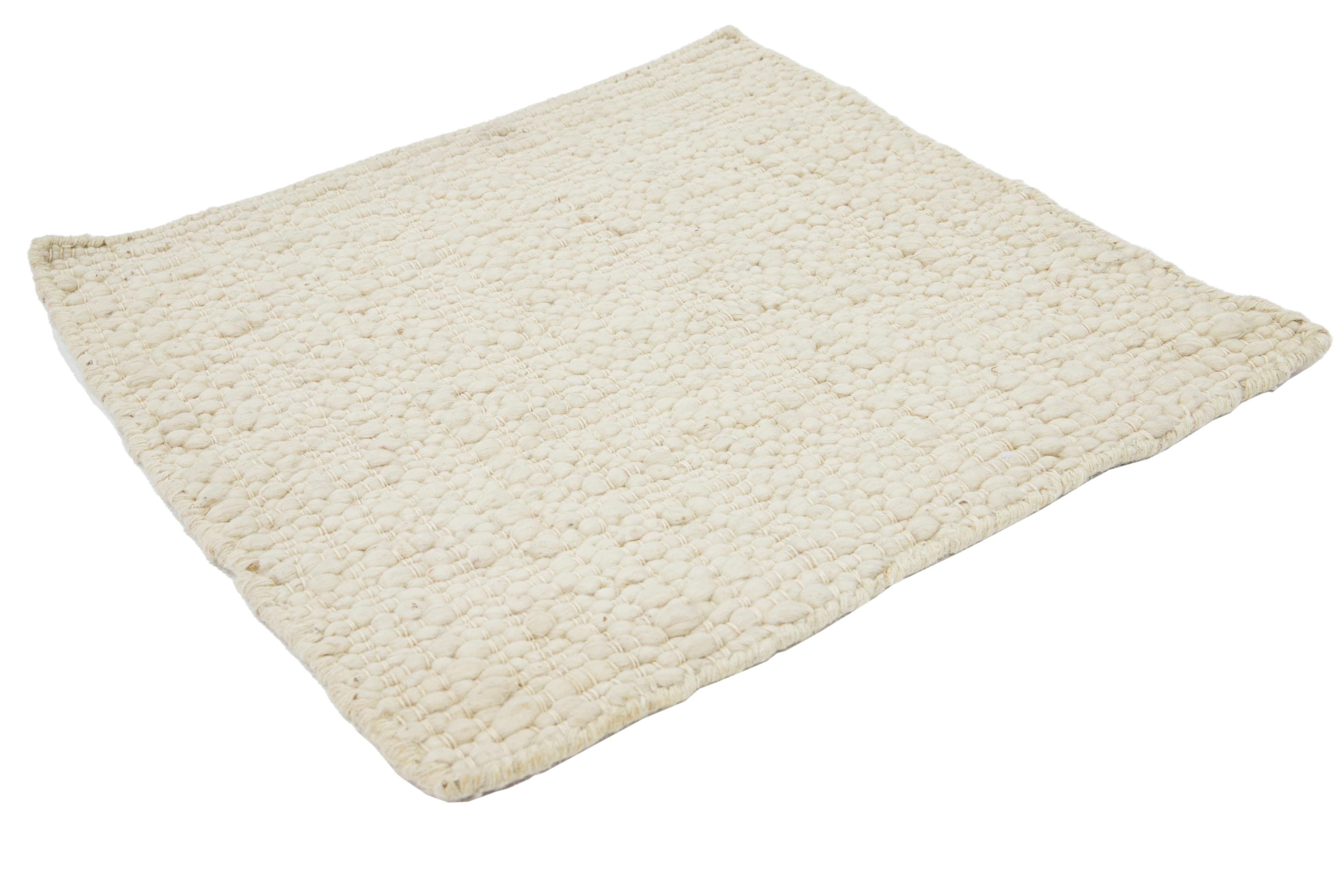 Hand-Knotted Modern Texture Handmade Custom Ivory Wool Rug For Sale