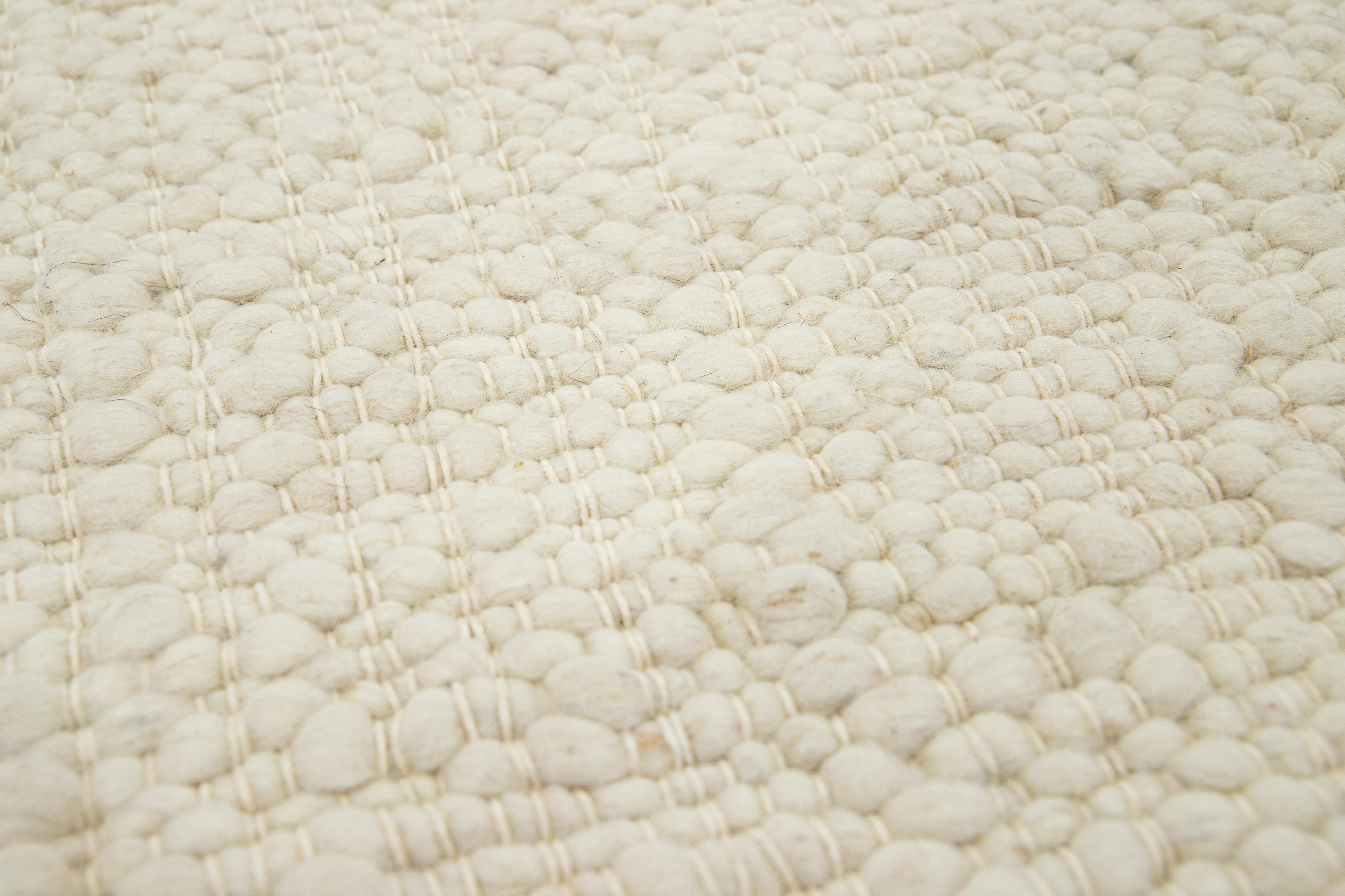Modern Texture Handmade Custom Ivory Wool Rug In New Condition For Sale In Norwalk, CT