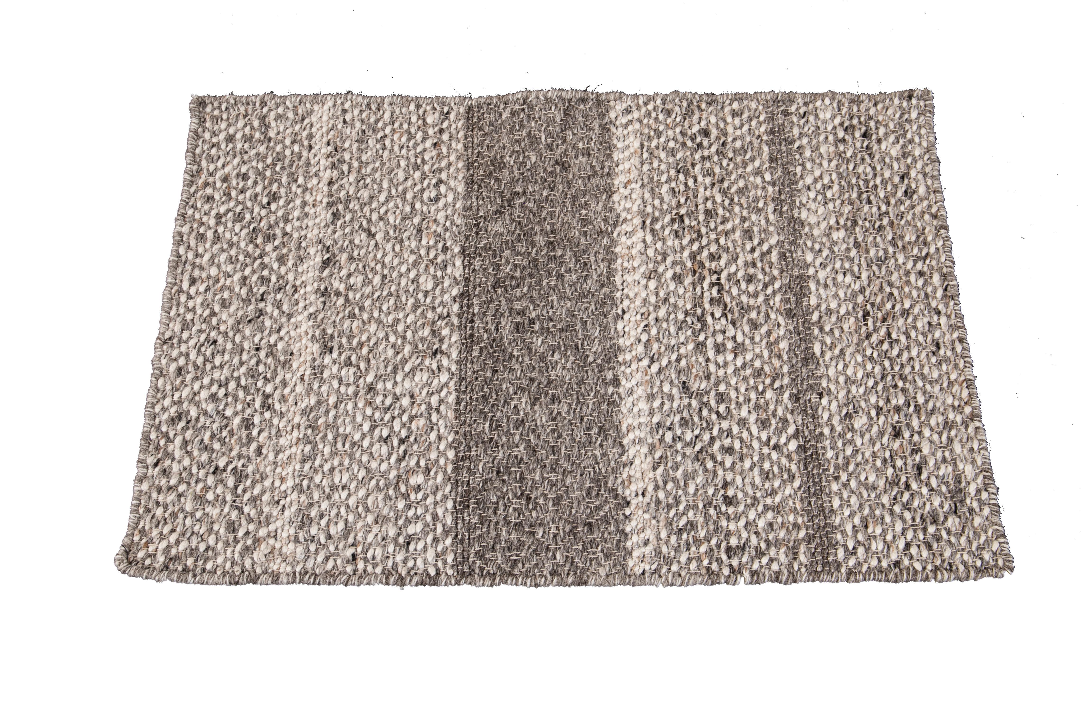 Modern Texture Handmade Gray & Ivory Custom Wool Rug (Moderne) im Angebot