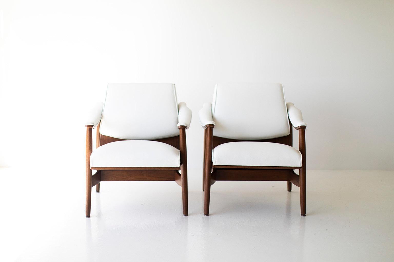 Mid-20th Century Modern Thonet Lounge Chairs
