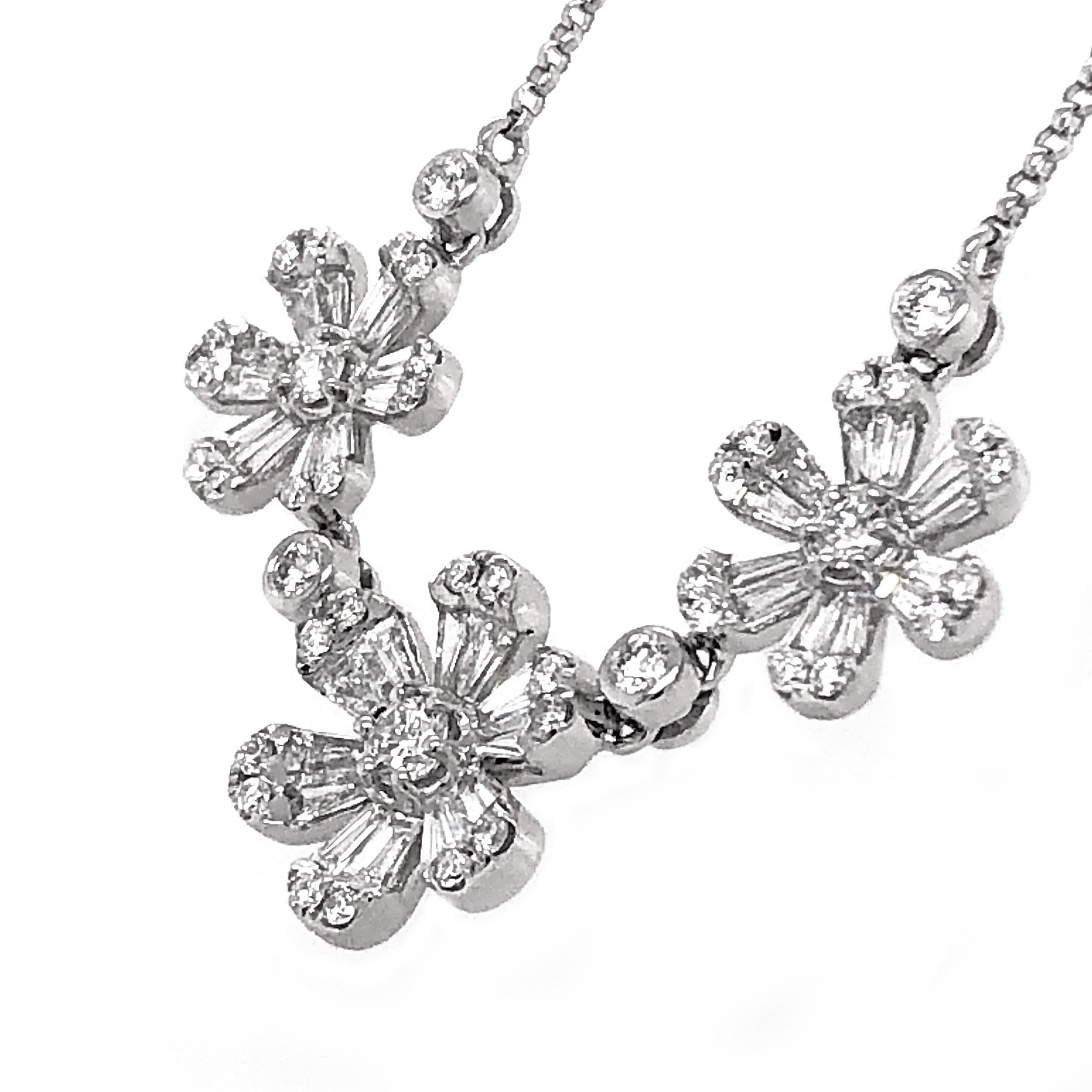 3 flower necklace