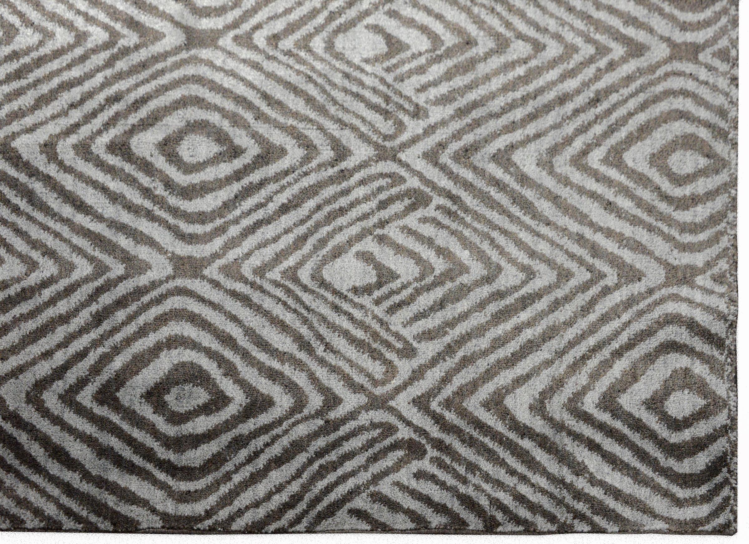 Modern Thumbprint Rug In New Condition For Sale In Chicago, IL