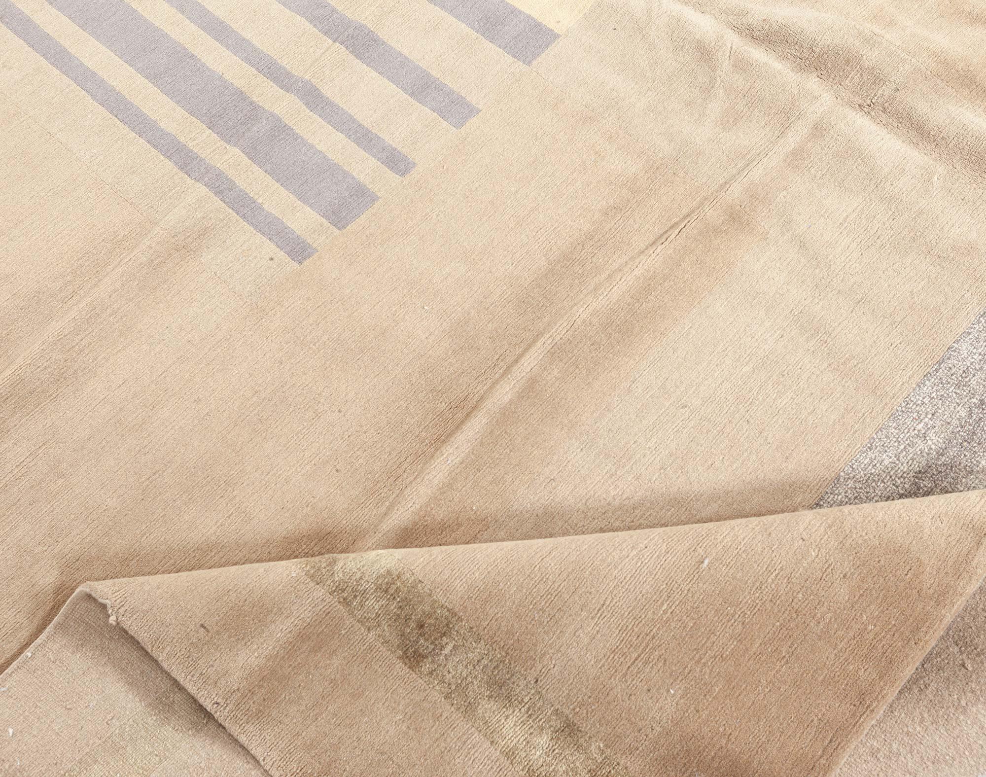 Tibetano Tappeto moderno tibetano in seta e lana in stile Art Deco di Doris Leslie Blau in vendita