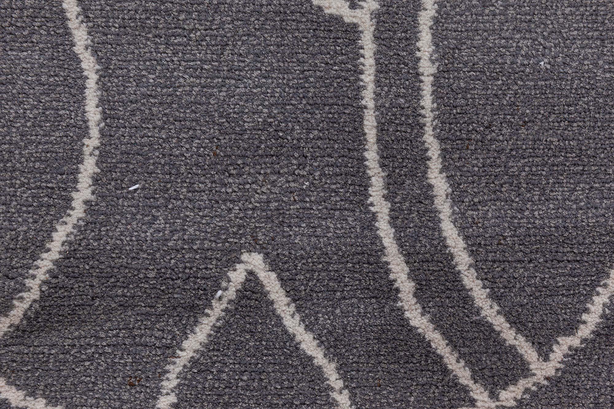 Modern Tibetan ‘Hummingbird’ Silk & Wool Rug by Doris Leslie Blau In New Condition For Sale In New York, NY