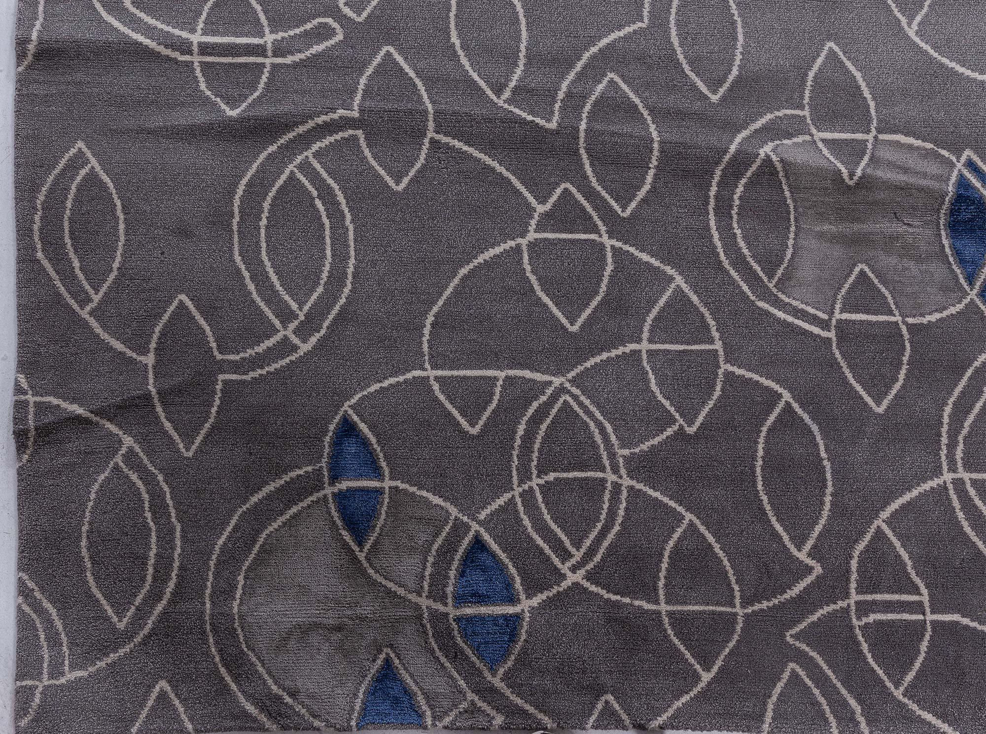 Modern Tibetan ‘Hummingbird’ Silk & Wool Rug by Doris Leslie Blau For Sale 4