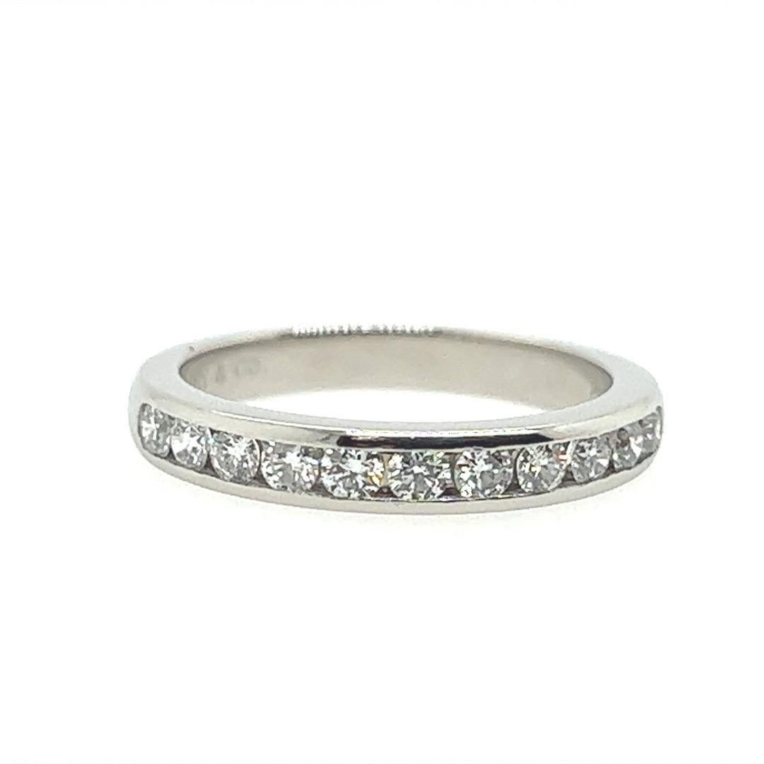 Bande de fiançailles Tiffany & Co Modern Nature .17 Carat Diamond Halfway Platinum Bon état - En vente à Los Angeles, CA