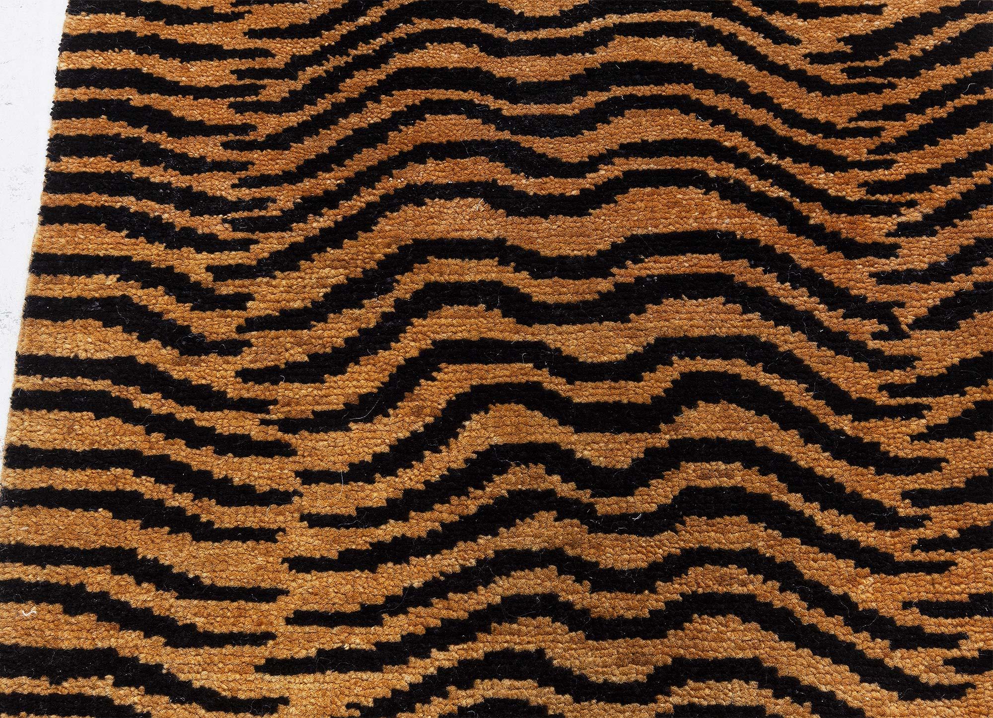 Alfombra Tigre Moderna de Doris Leslie Blau
Tamaño: 60 × 91 cm (2'0
