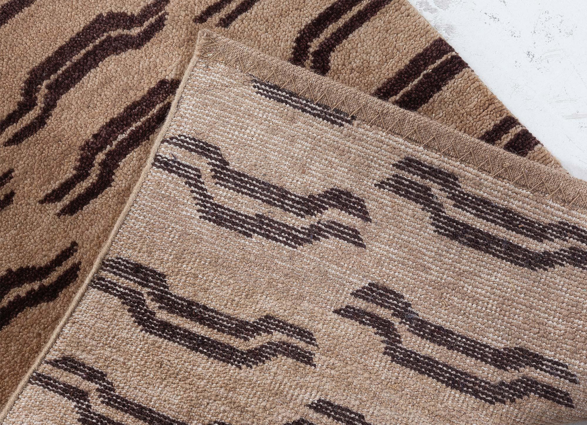 Modern Tiger Rug by Doris Leslie Blau In New Condition For Sale In New York, NY