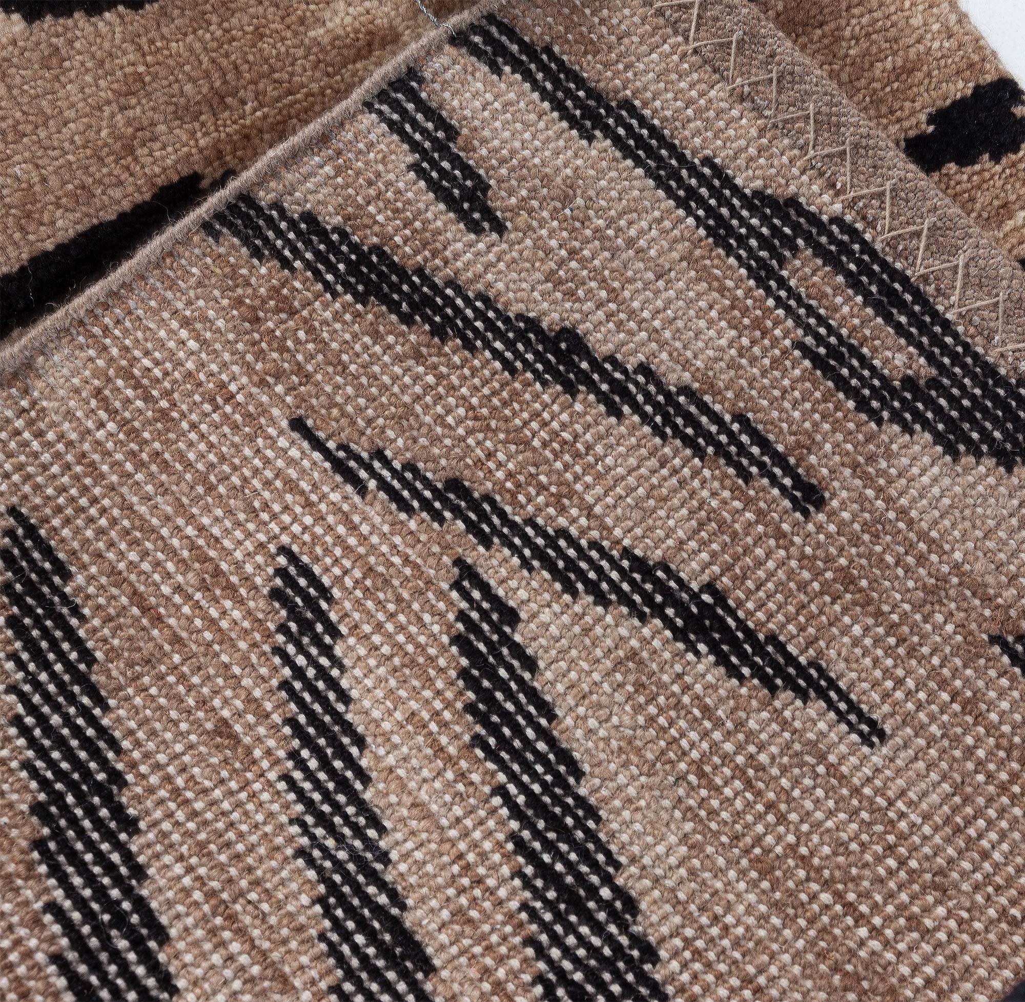 Modern Tiger Rug by Doris Leslie Blau In New Condition For Sale In New York, NY