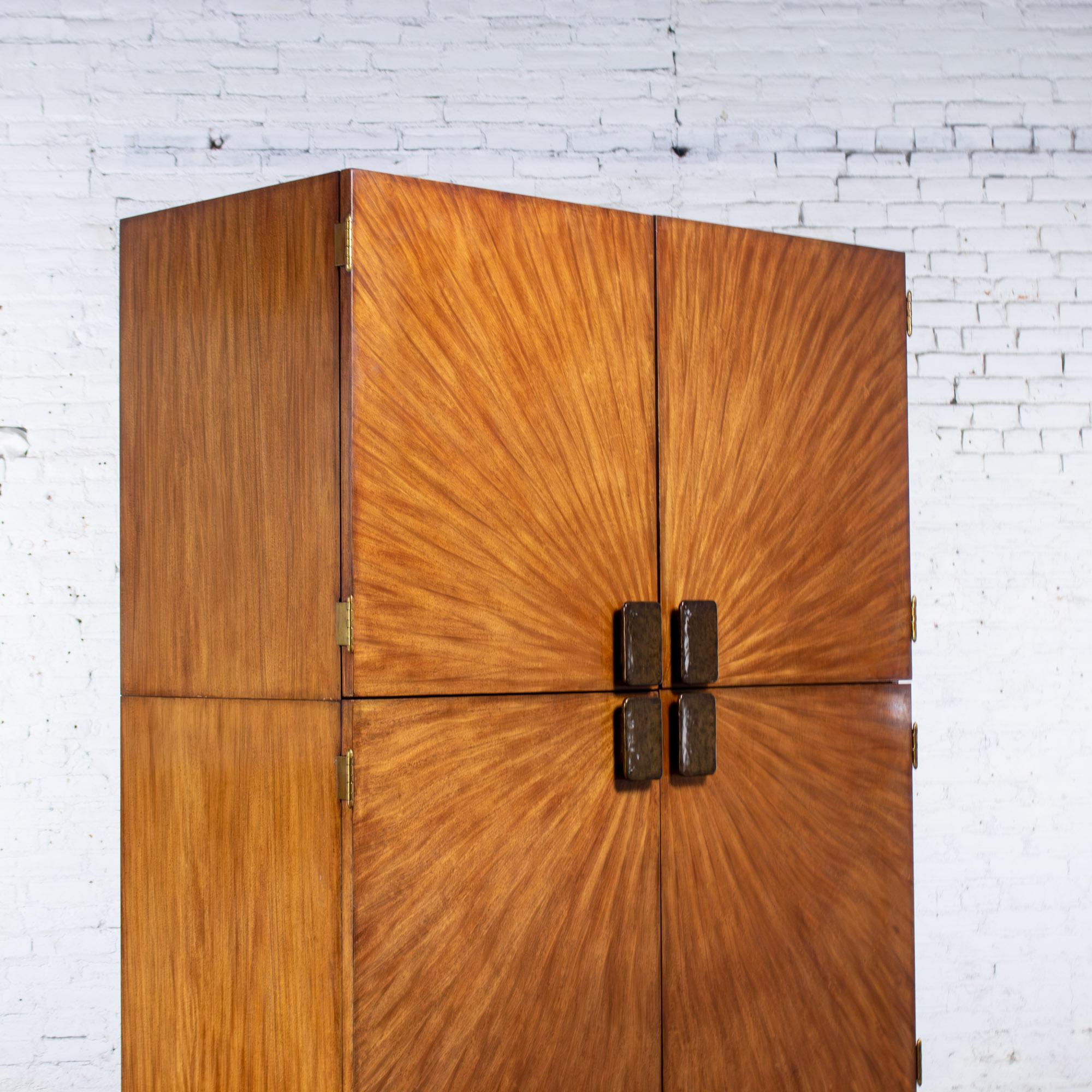 Modern to Art Deco Revival Entertainment Arbus Armoire 6000 Series by Henredon en venta 3