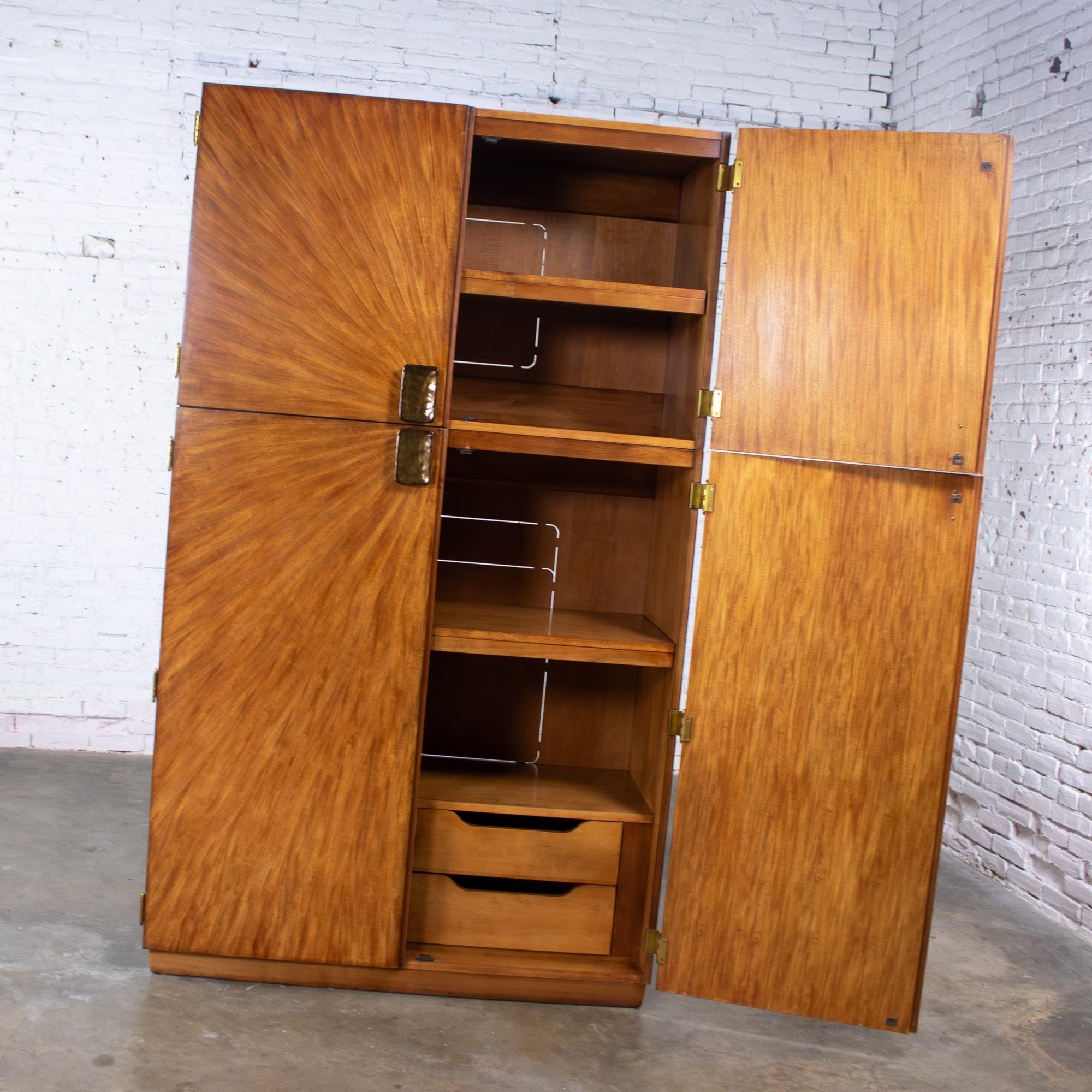Modern to Art Deco Revival Entertainment Arbus Armoire 6000 Series by Henredon en venta 1