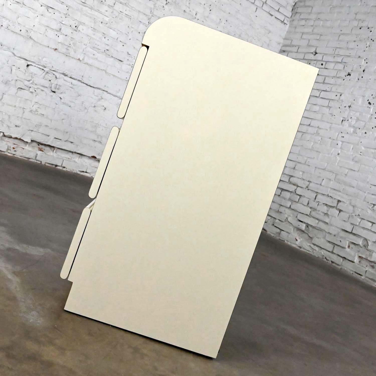 Modern to Post Modern White Laminate 6 Drawer Custom Dresser or Center Display For Sale 1