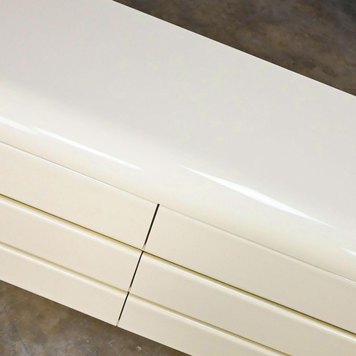 Modern to Post Modern White Laminate 6 Drawer Custom Dresser or Center Display For Sale 7
