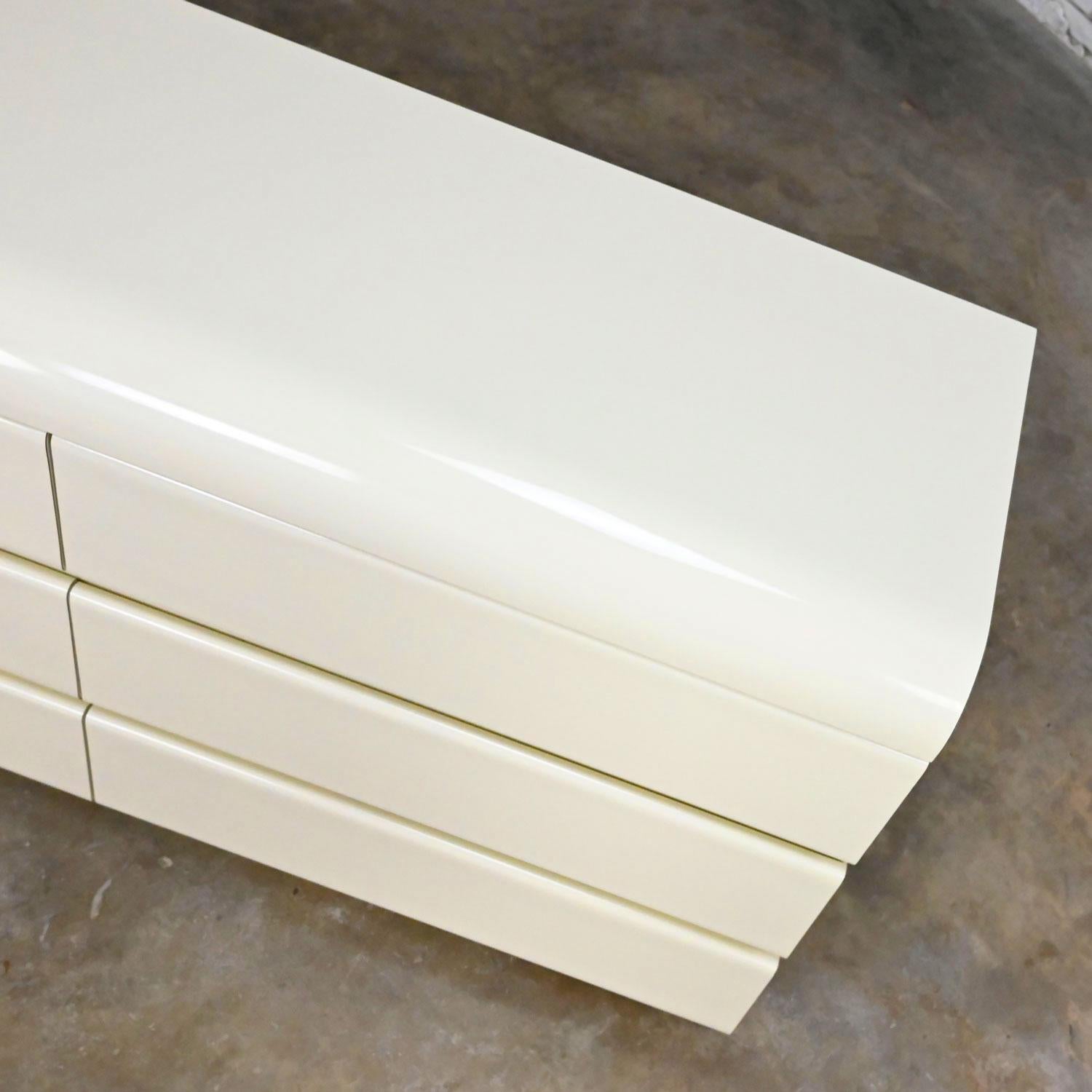 Modern to Post Modern White Laminate 6 Drawer Custom Dresser or Center Display For Sale 8