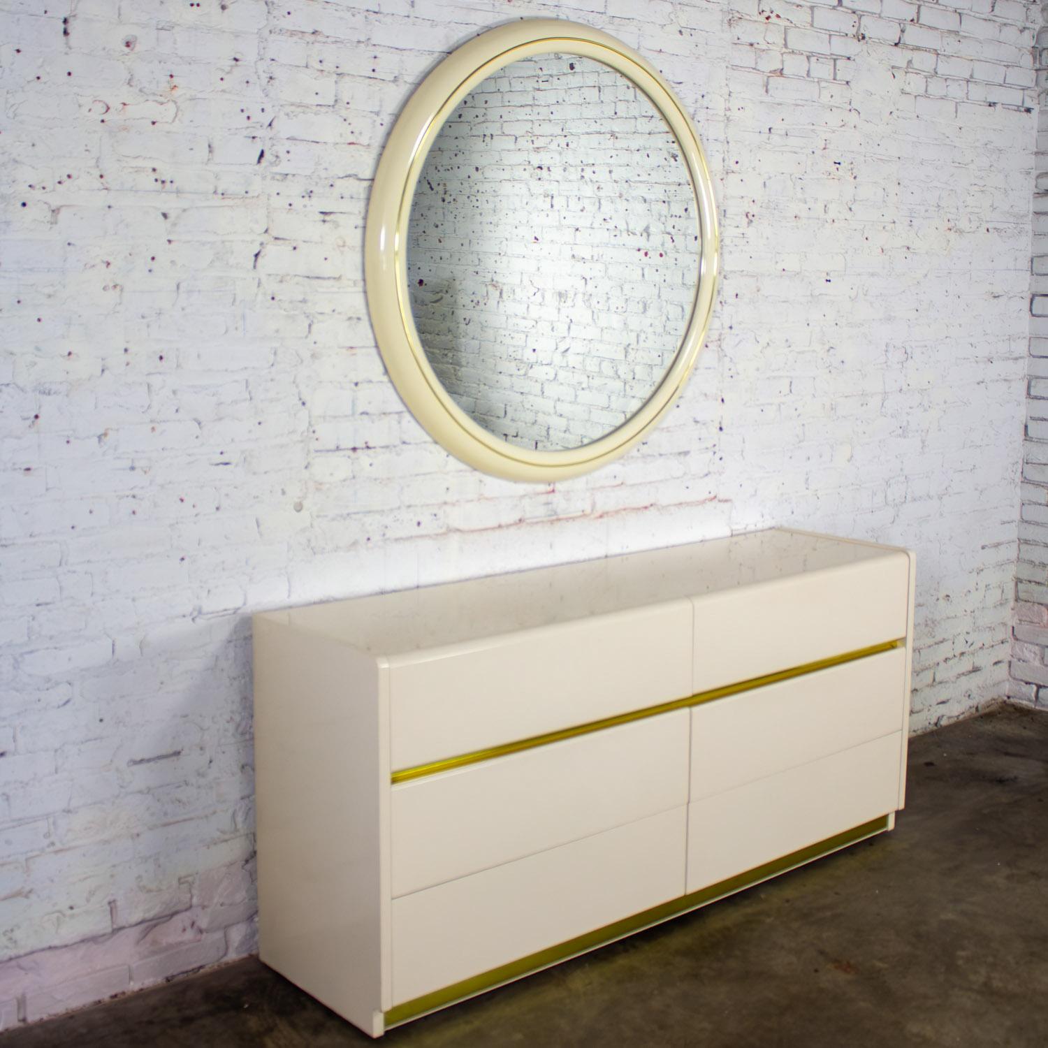 Modern bis Postmodern Lane Furniture 6 Schublade Kommode oder Buffet Weiß Lackiert im Angebot 10