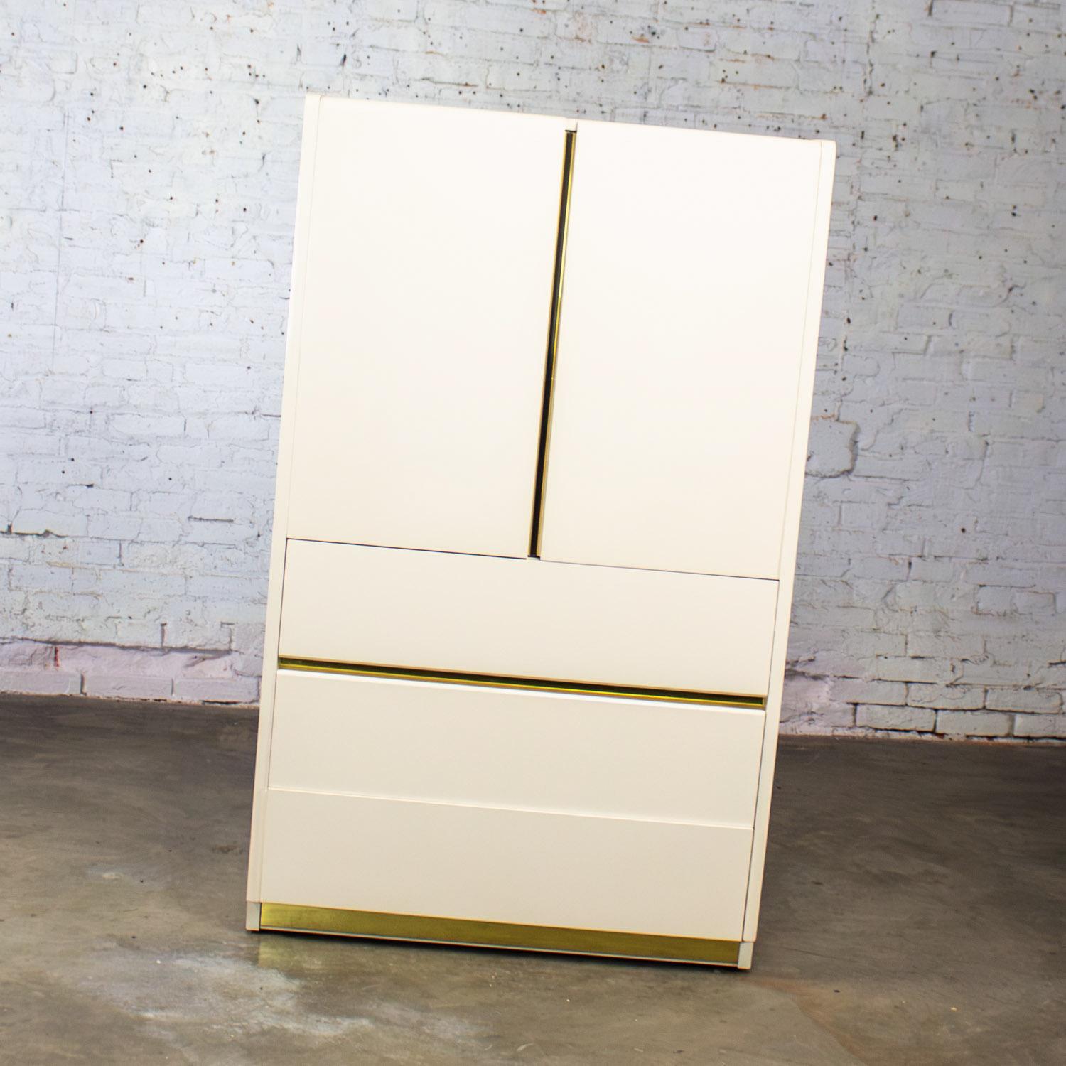 Modern bis postmodern Lane Furniture Kleiderschrank oder Entertainment Center White im Angebot 4