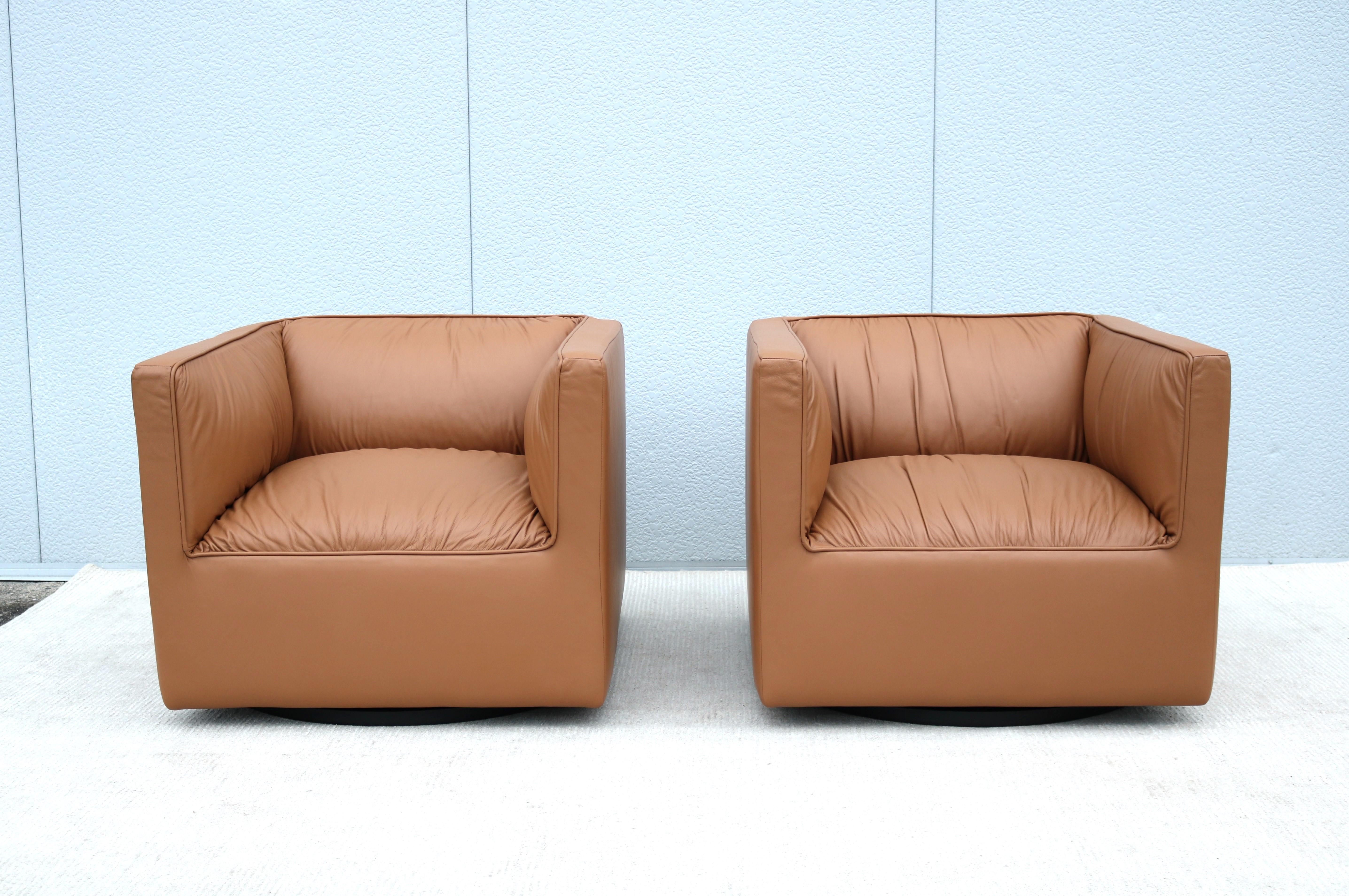 Modern Toan Nguyen for Studio TK Infinito Leather Swivel Lounge Chairs - a Pair For Sale 1