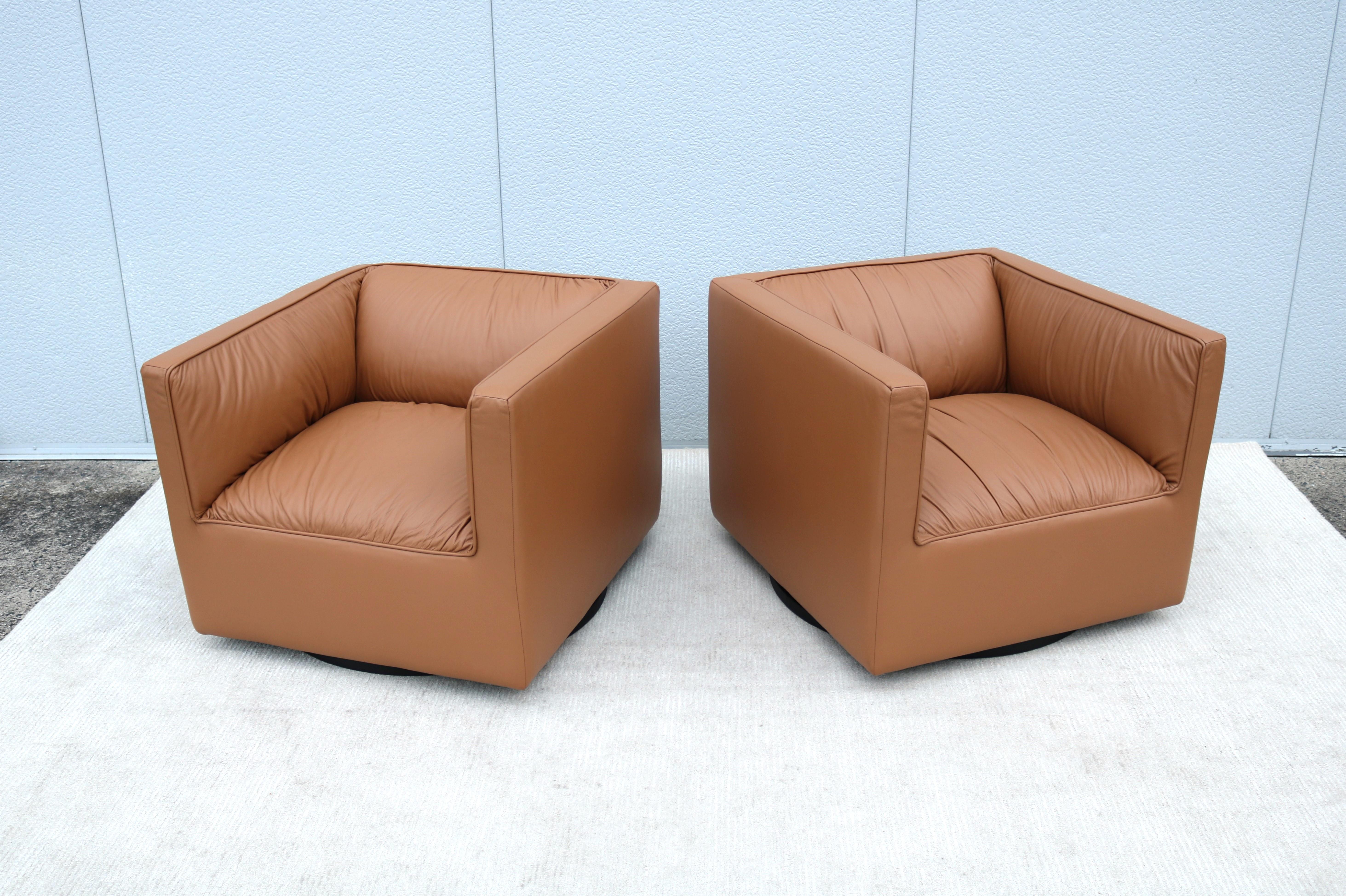 Modern Toan Nguyen for Studio TK Infinito Leather Swivel Lounge Chairs - a Pair For Sale 3