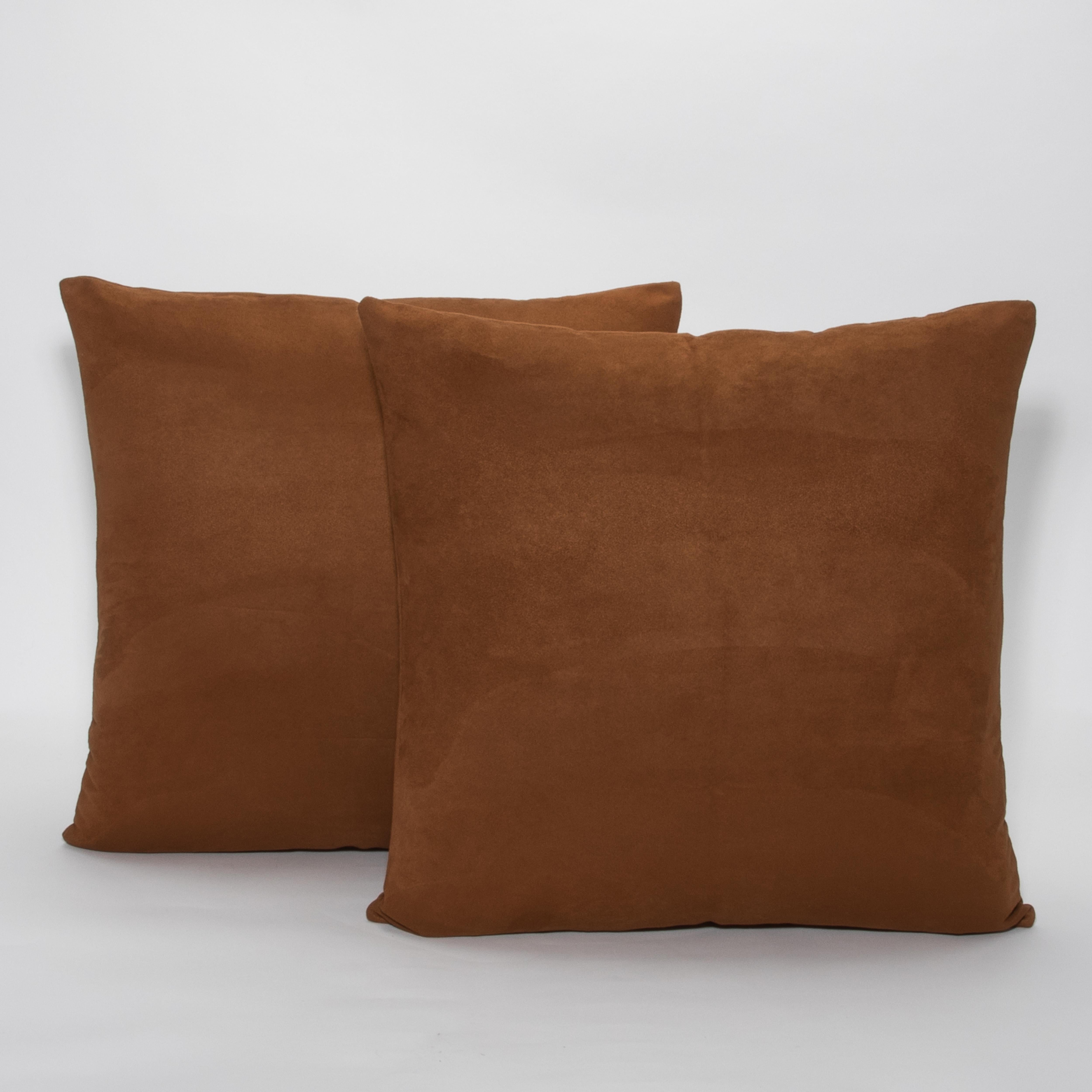 Américain Coussins décoratifs modernes en daim pour fumeurs de MOGUL en vente