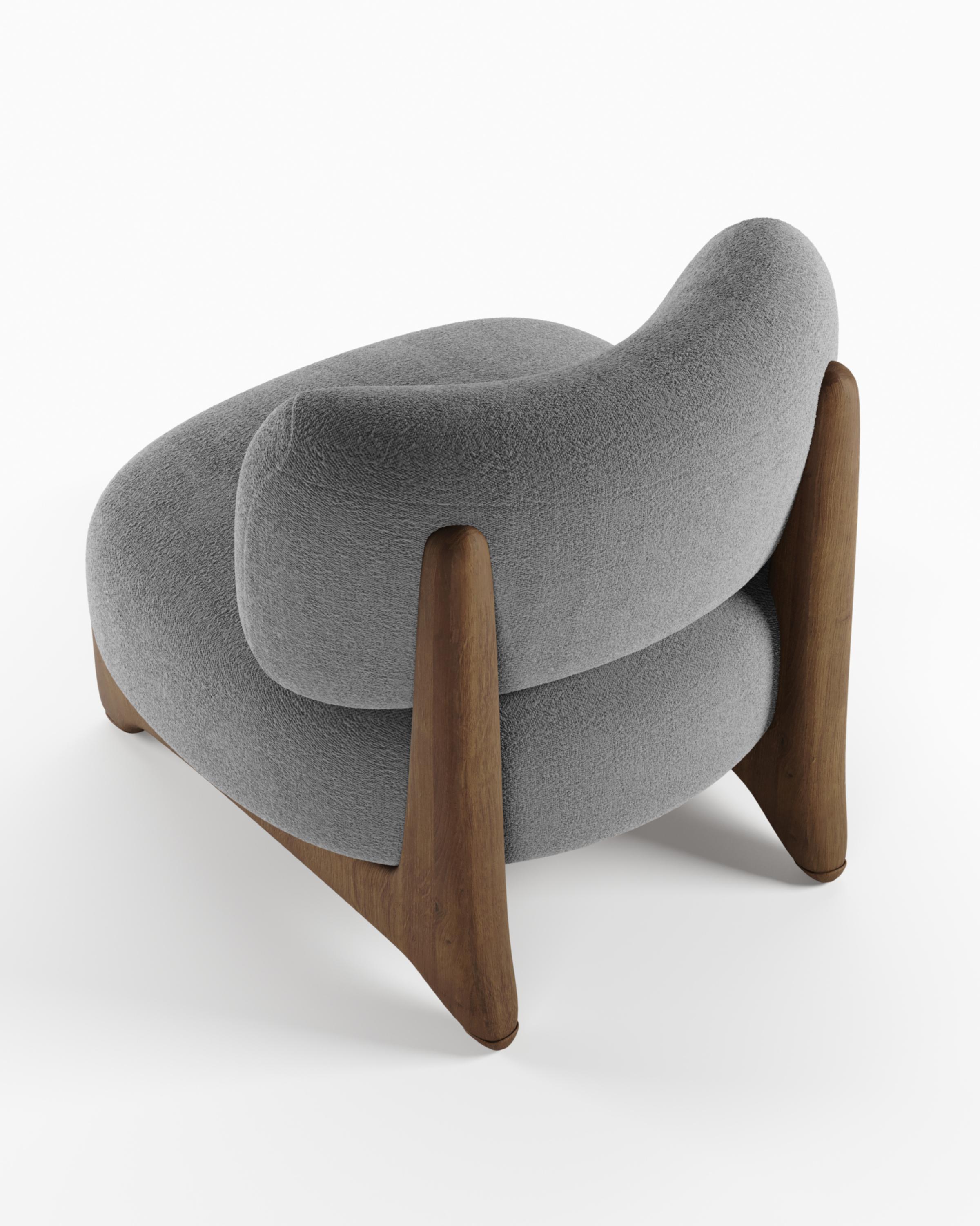 XXIe siècle et contemporain The Moderns Tobo Armchair in bouclé Charcoal & Oak Wood by Collector Studio en vente