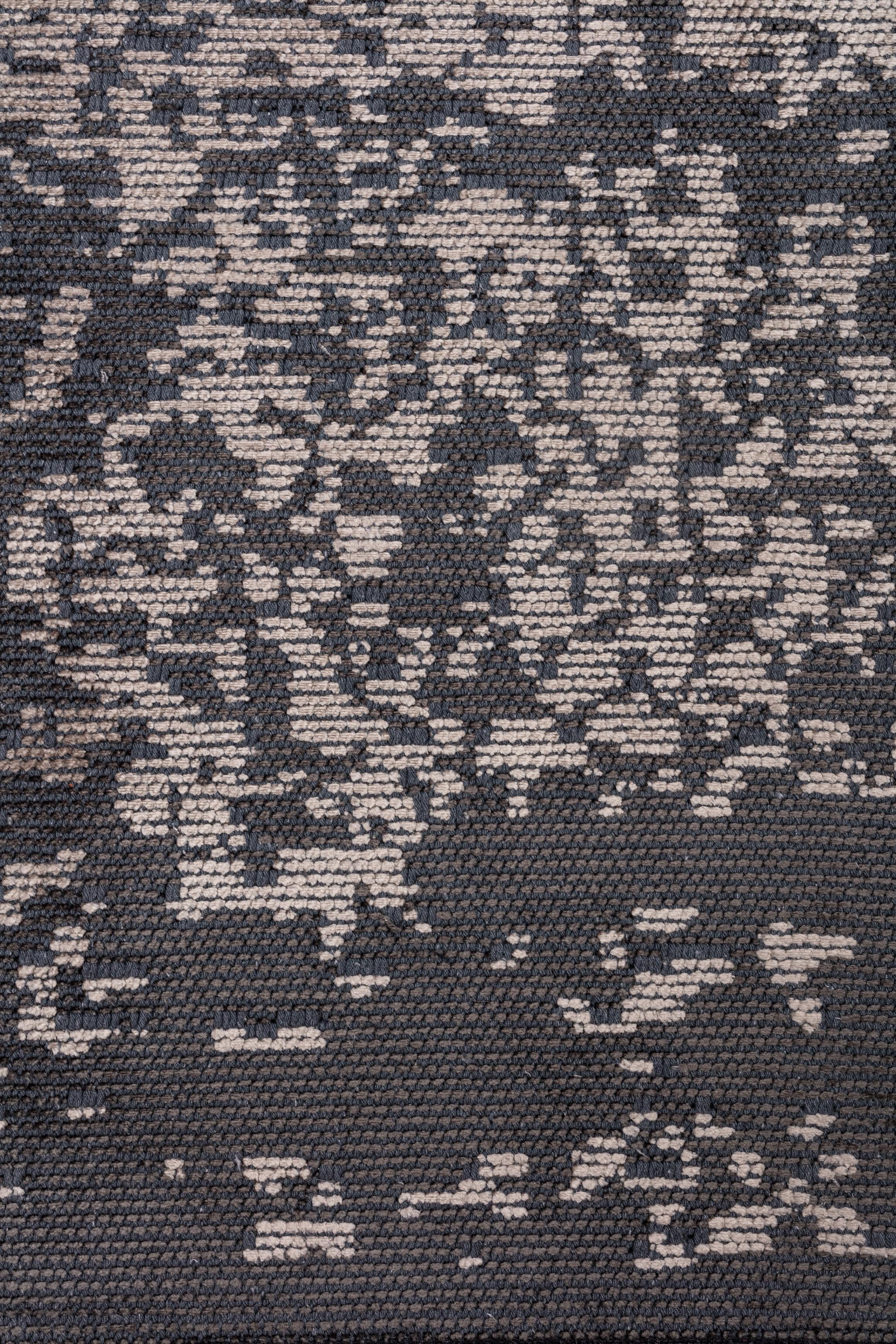 For Sale:  (Gray) Modern Toile Luxury Area Rug 5