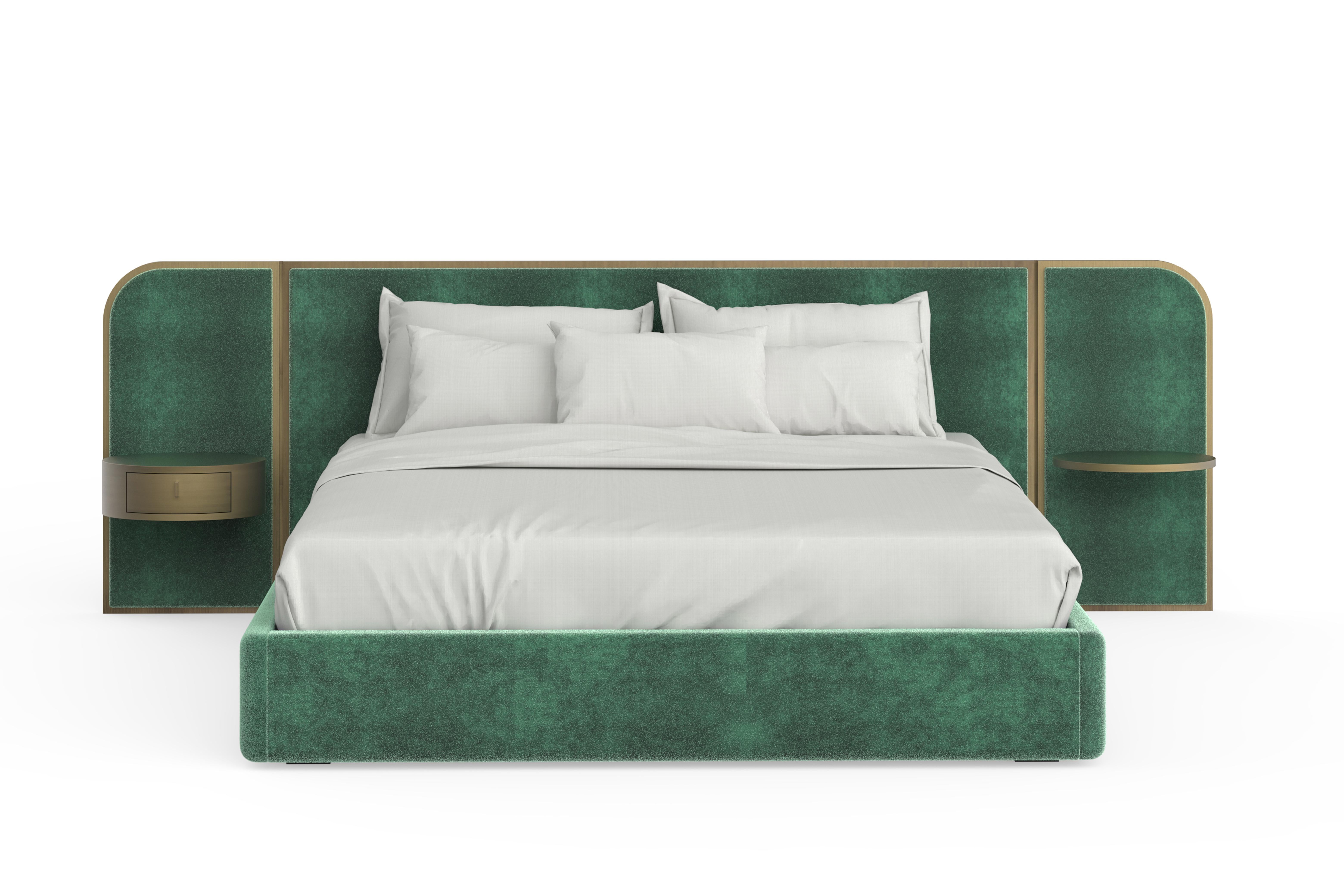 Mid-Century Modern Modern Toscana US Queen Size Bed Green DEDAR Velvet Handmade Portugal Greenapple For Sale