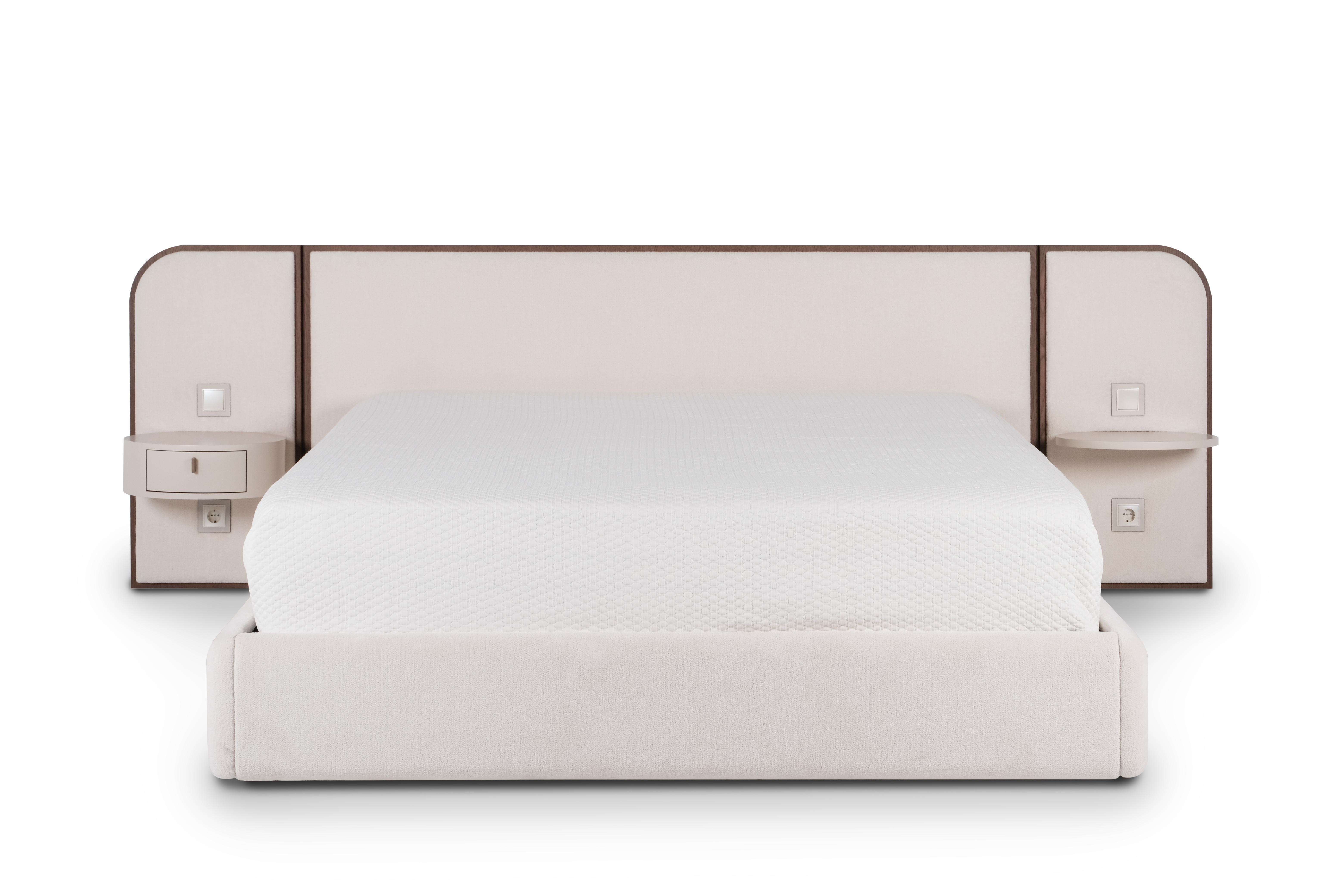 Modernes modernes Toscana US Queen Size Bett aus lila Leder, handgefertigt  Portugal Greenapple im Zustand „Neu“ im Angebot in Lisboa, PT