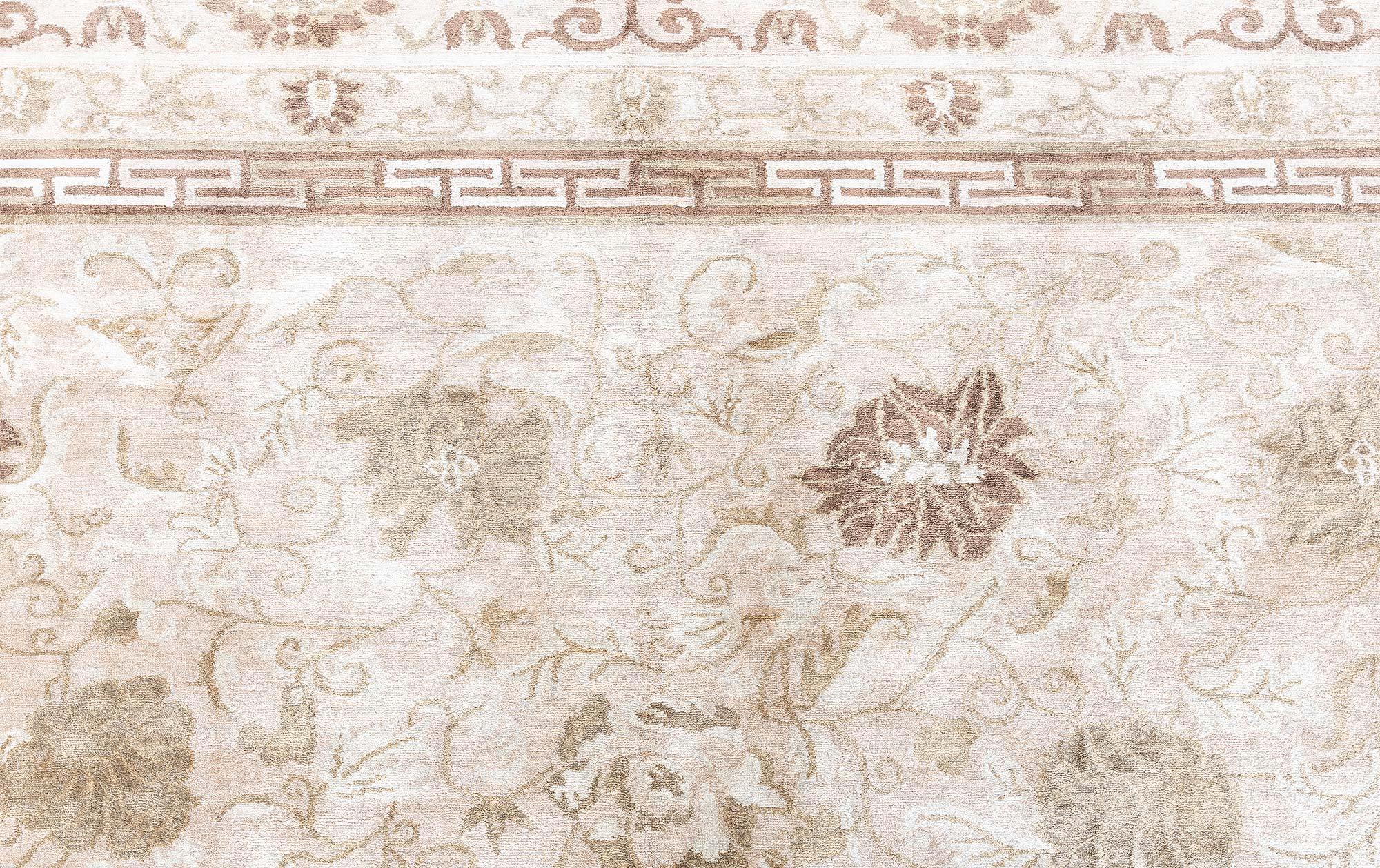 Tapis de soie noué à la main d'inspiration traditionnelle moderne par Doris Leslie Blau Neuf - En vente à New York, NY