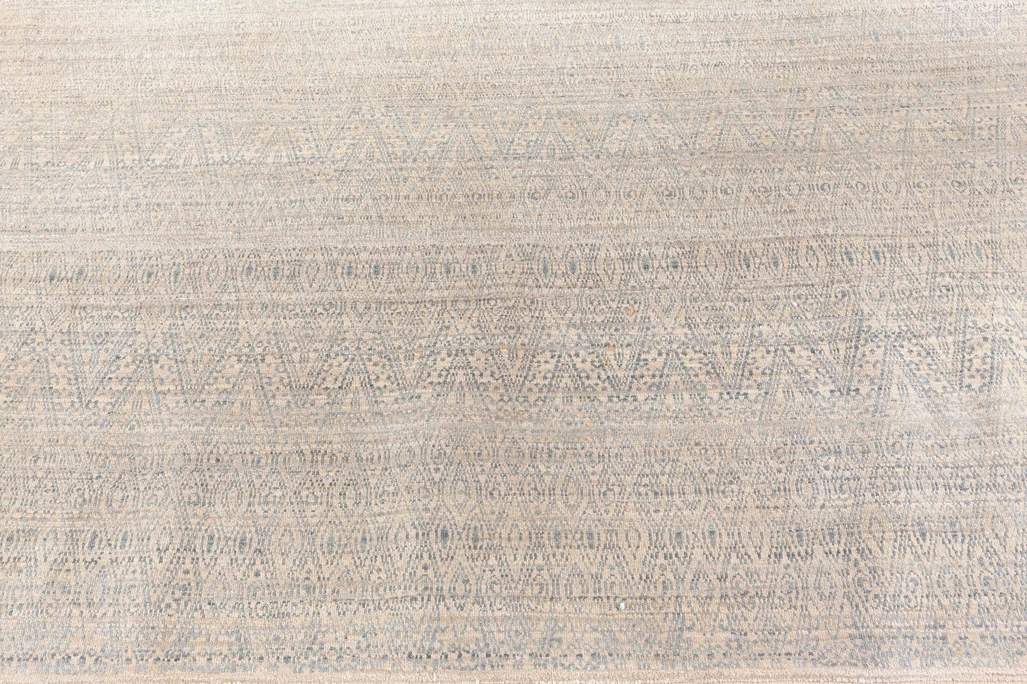 Modern traditional inspired handmade wool rug by Doris Leslie Blau.
Size: 5'5