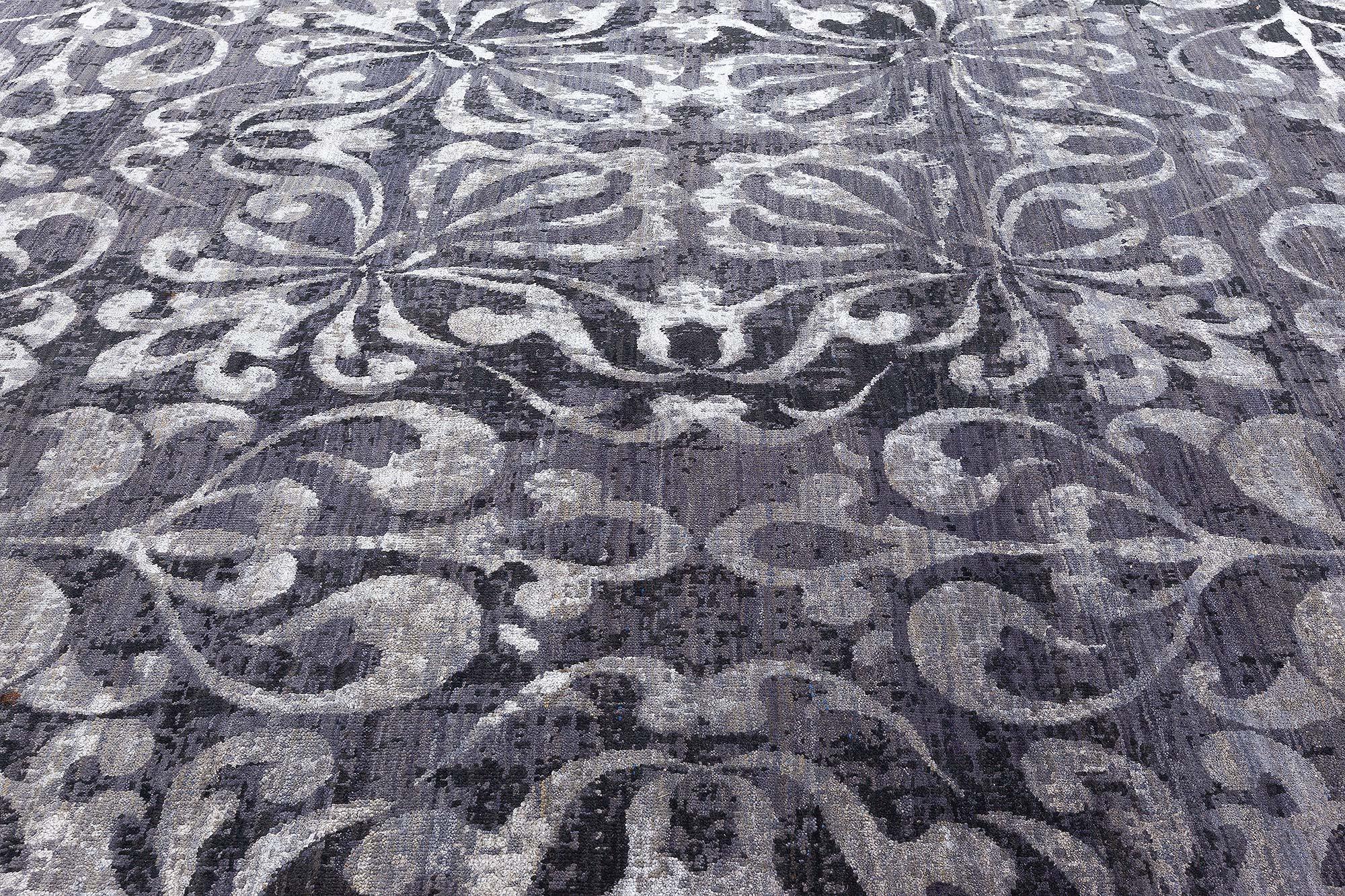 Indian Modern Traditional Inspired Rug by Doris Leslie Blau For Sale