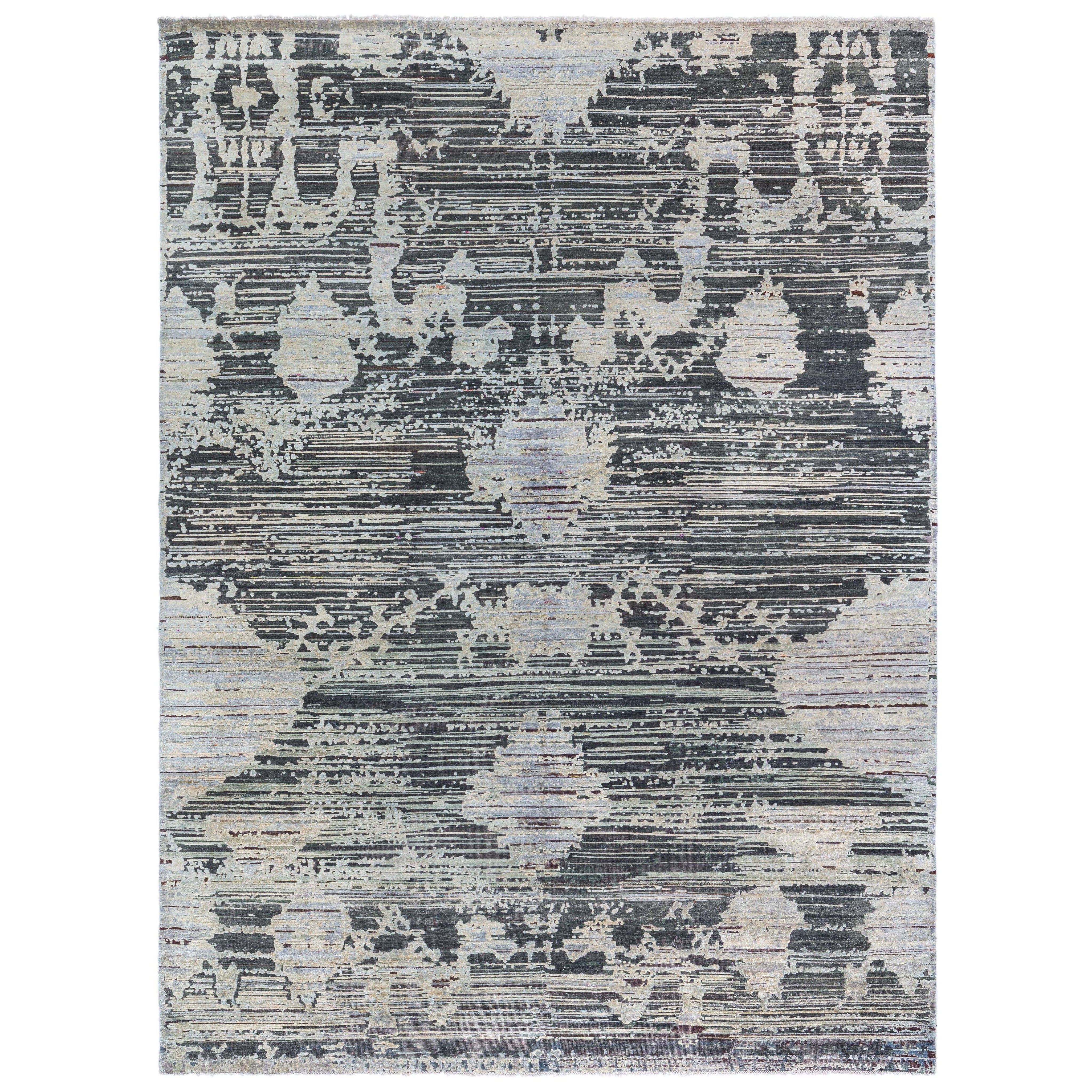 Traditionell inspirierter Teppich von Doris Leslie Blau, Moderne