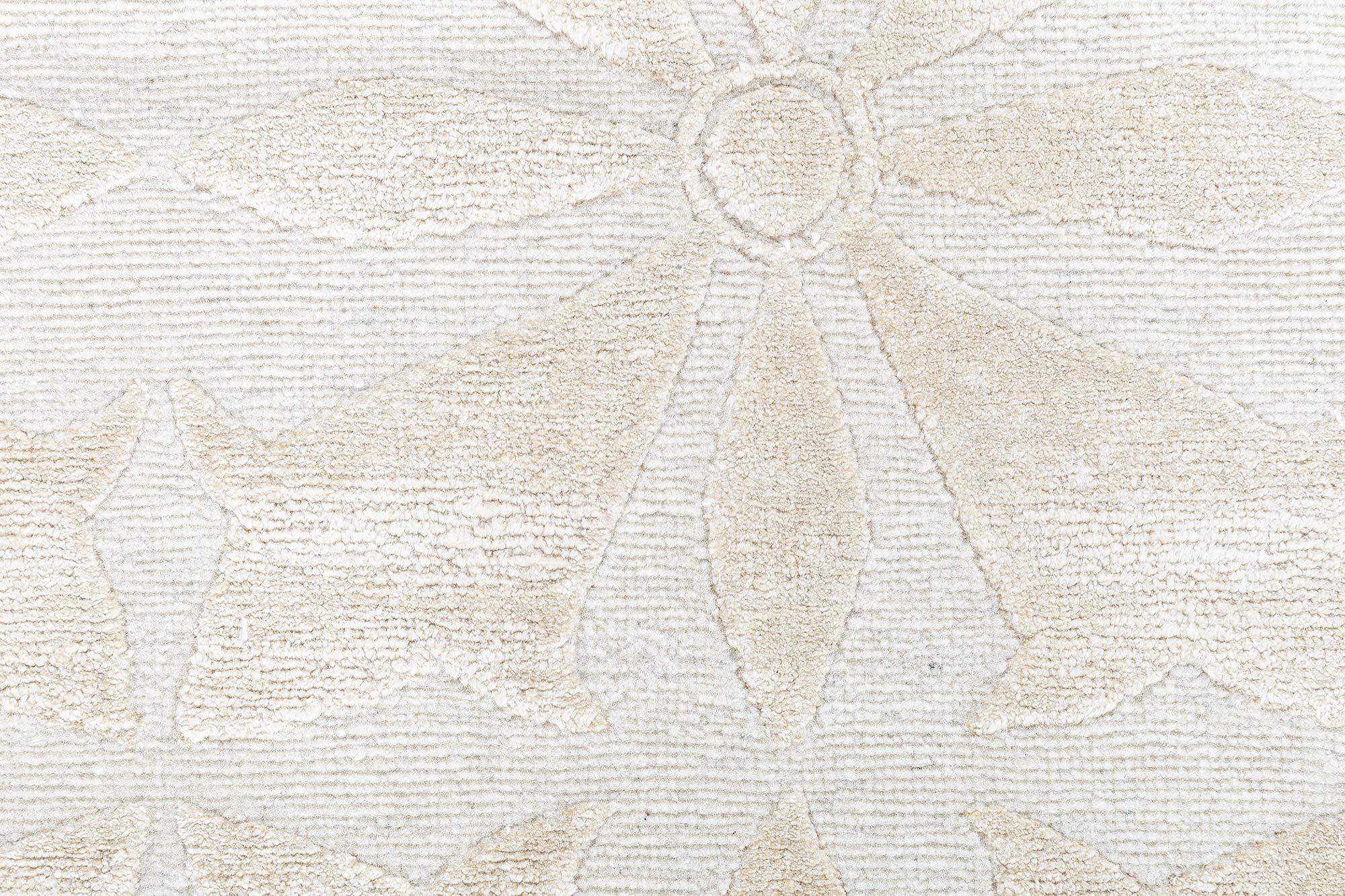 Alfombra moderna de lana y seda de inspiración tradicional de Doris Leslie Blau
Tamaño: 276 × 370 cm (9'1