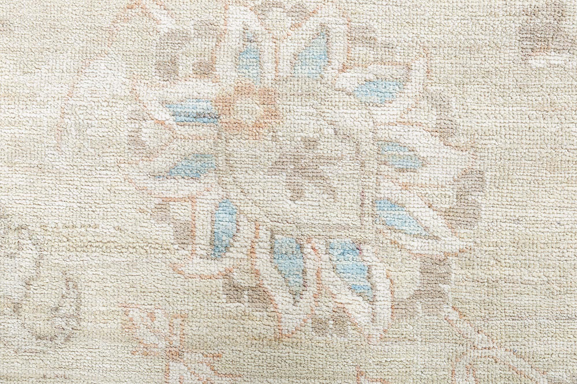 Moderner, orientalisch inspirierter Wollteppich von Doris Leslie Blau im Angebot 2