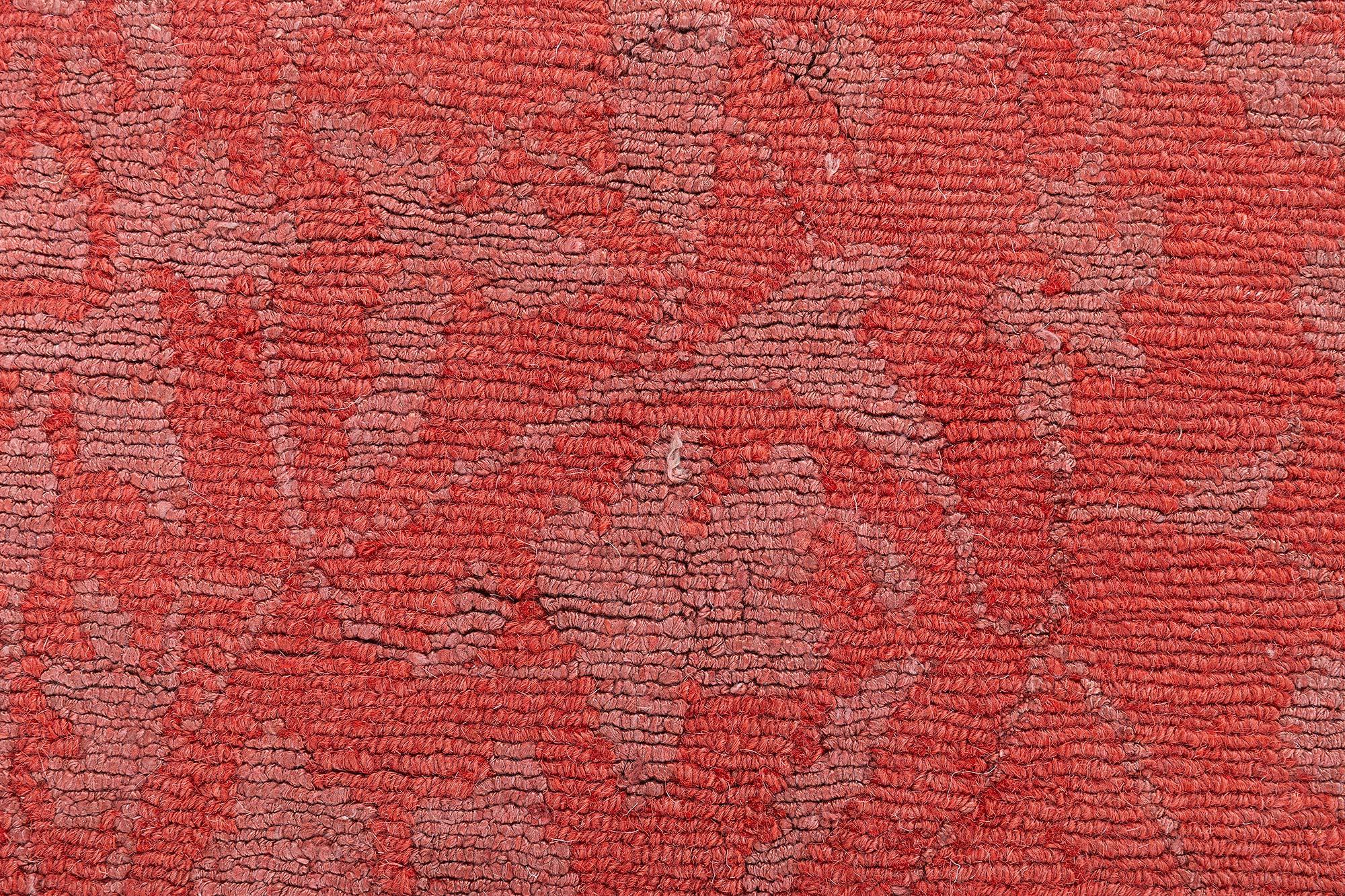 Laine Tapis moderne traditionnel en laine et soie rouge de Doris Leslie Blau en vente