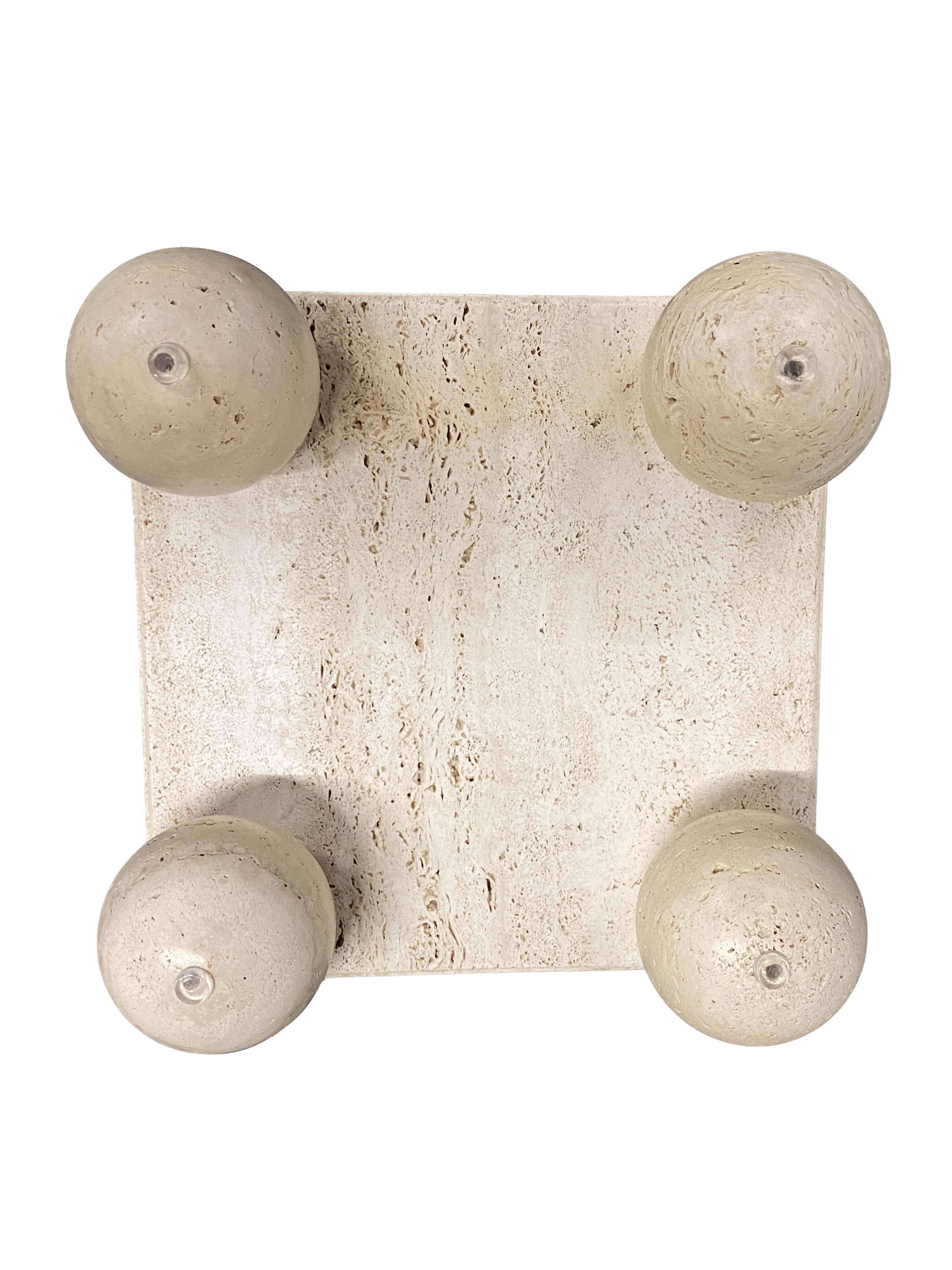Table moderne en travertin avec plateau en verre en vente 3